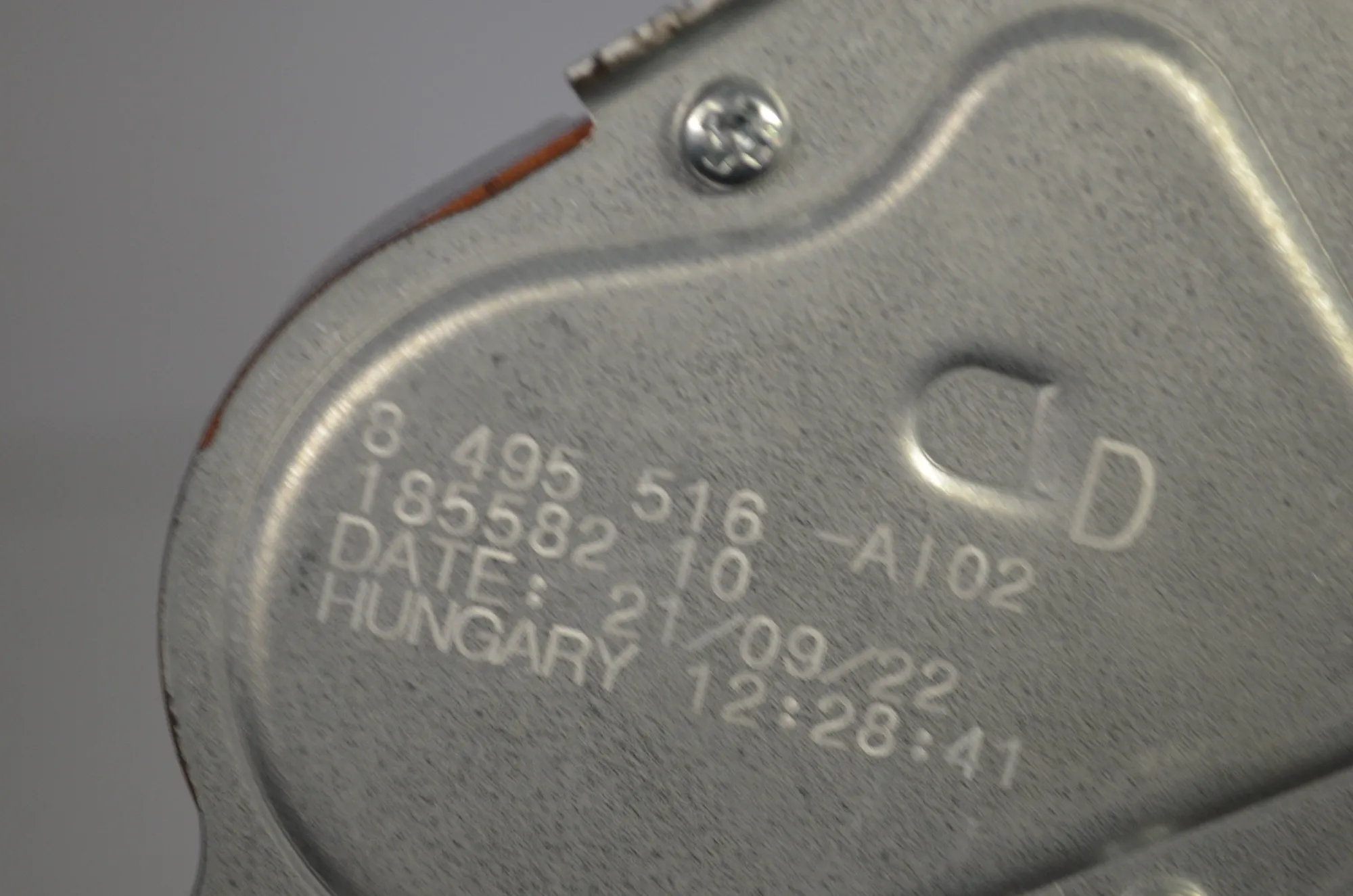 Tailgate Window Wiper Motor – OEM 8495516 · BMW 1 (F40) (2019 - -) (F40) 118i 2022 – 4