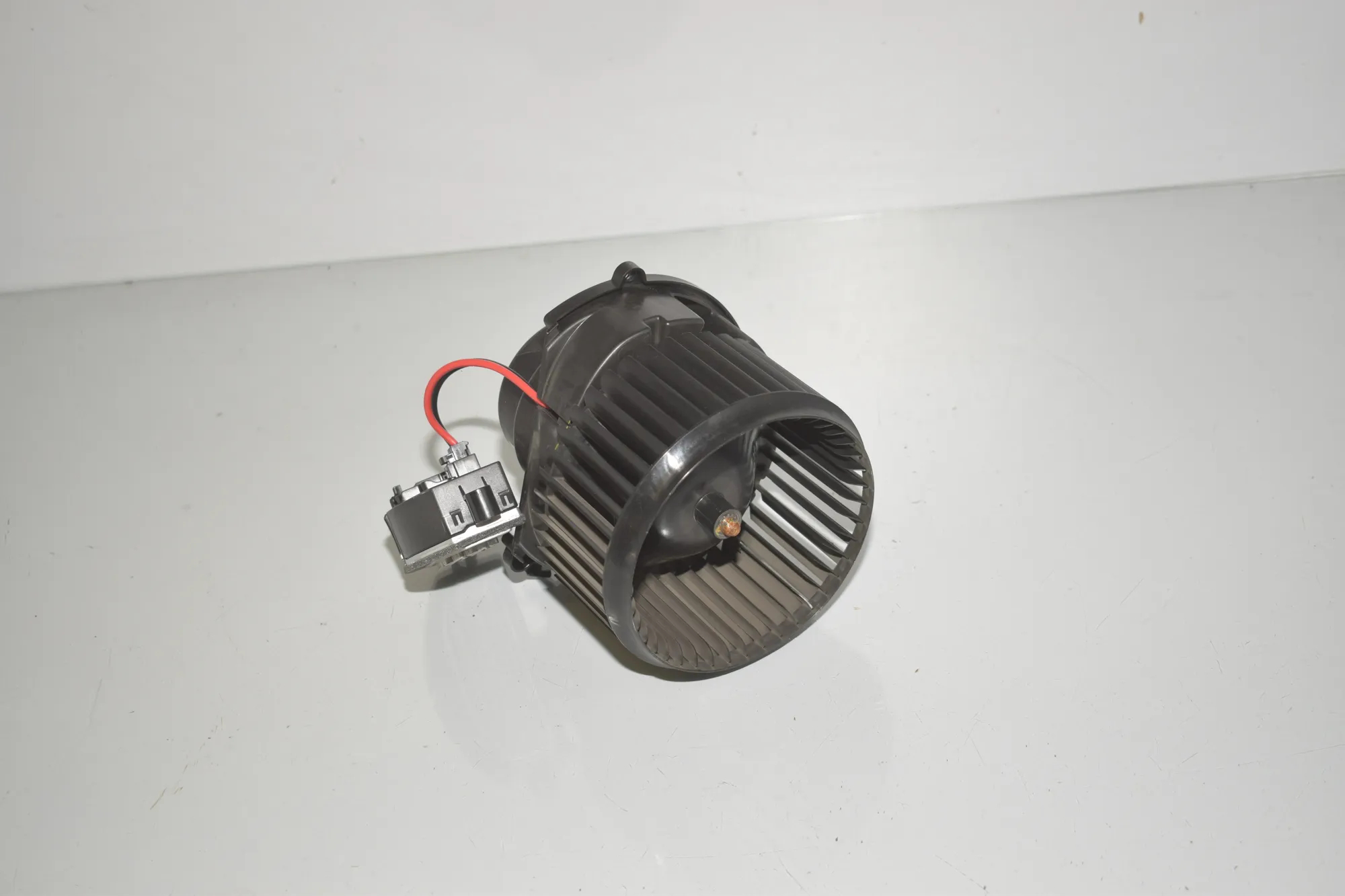 Heater Blower Fan – OEM 7952061 · BMW 1 (F40) (2019 - -) (F40) 118i 2022 – 3