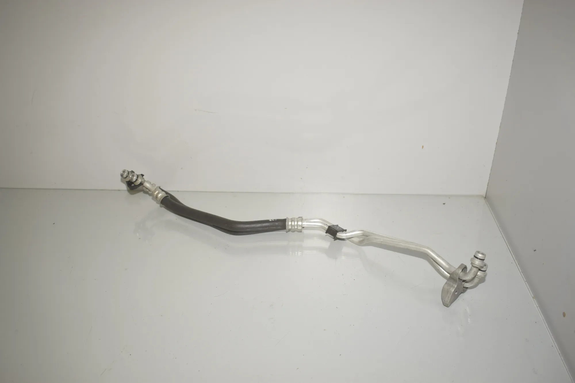 Gearbox Cooling Pipe – OEM 7823998 · BMW 5 Touring (F11) M 550 d xDrive 2014
