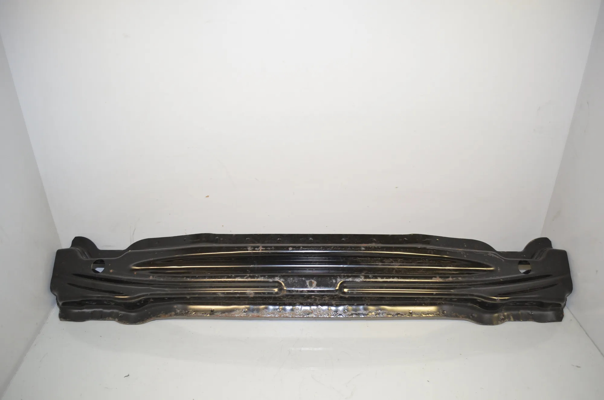 Front Reinforcement Crash Bar – OEM 7296780 · BMW i3 (I01) Electric 2019 – 2