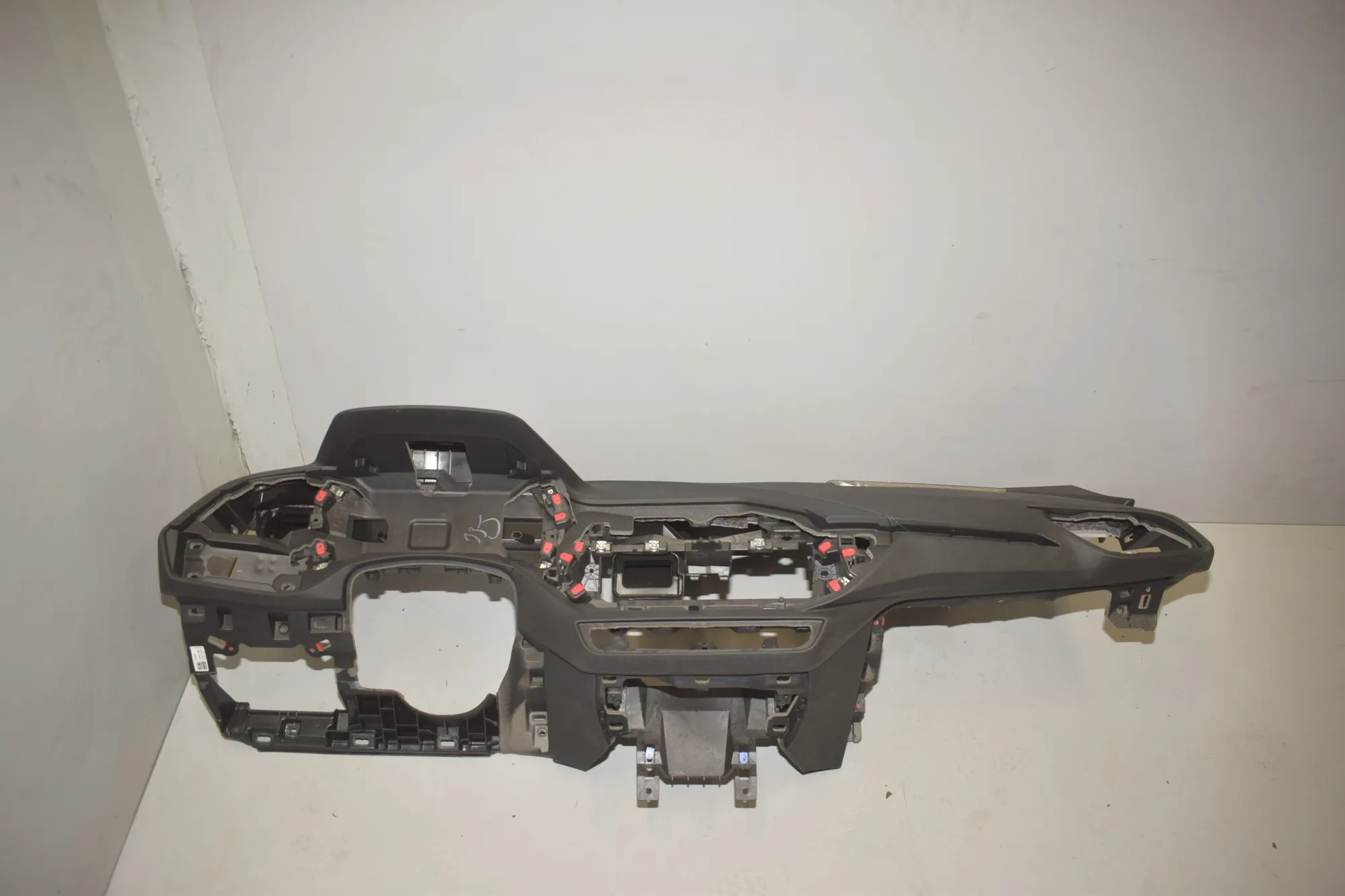 Dashboard – OEM 7939943 · BMW 1 (F40) BMW 1 (F40) (F40) 118 d 2020