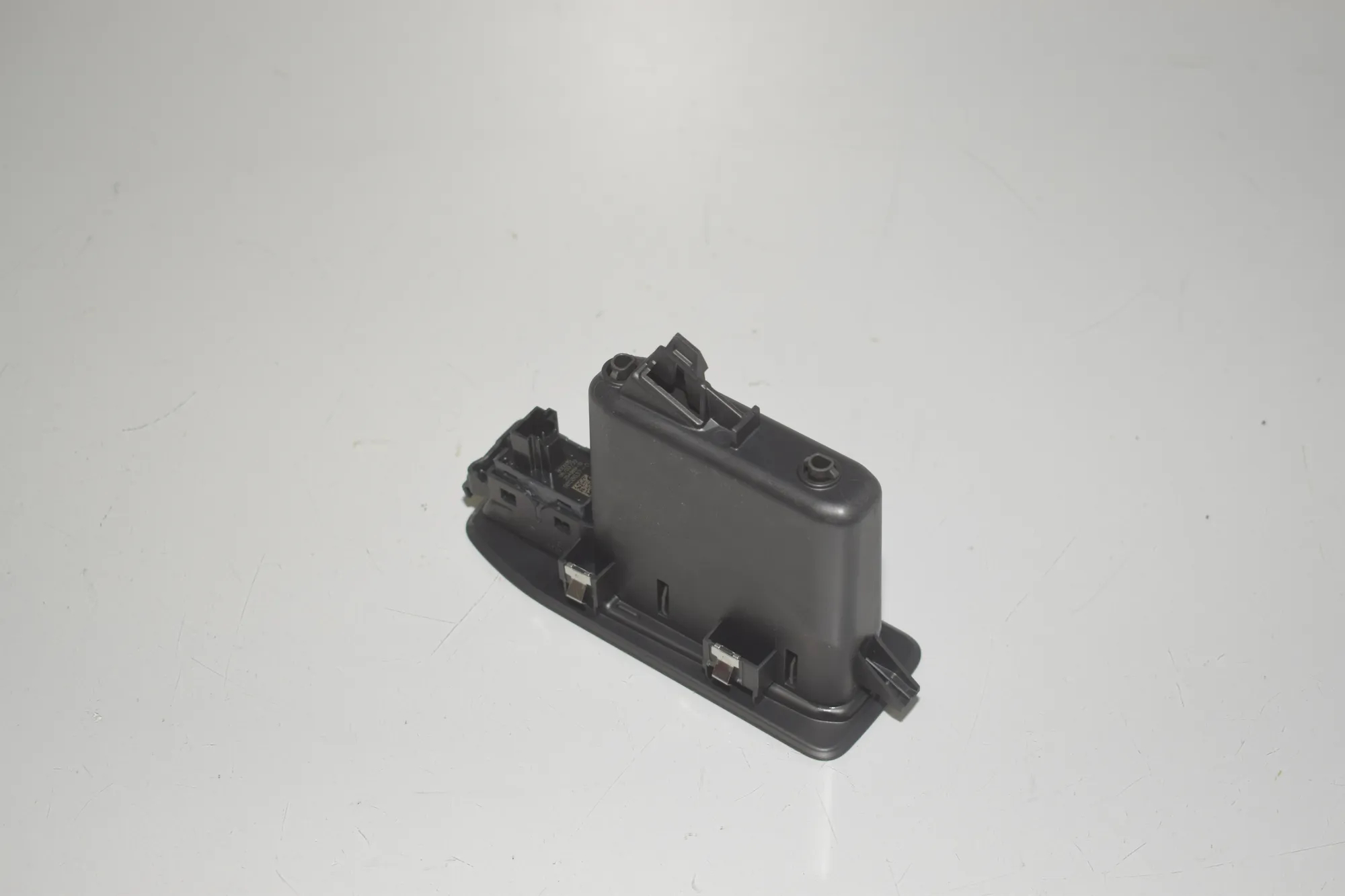 Front Right Door Window Switch – OEM 9858637 · BMW iX (I20) (2021 - -) xDrive 40 2021 – 3