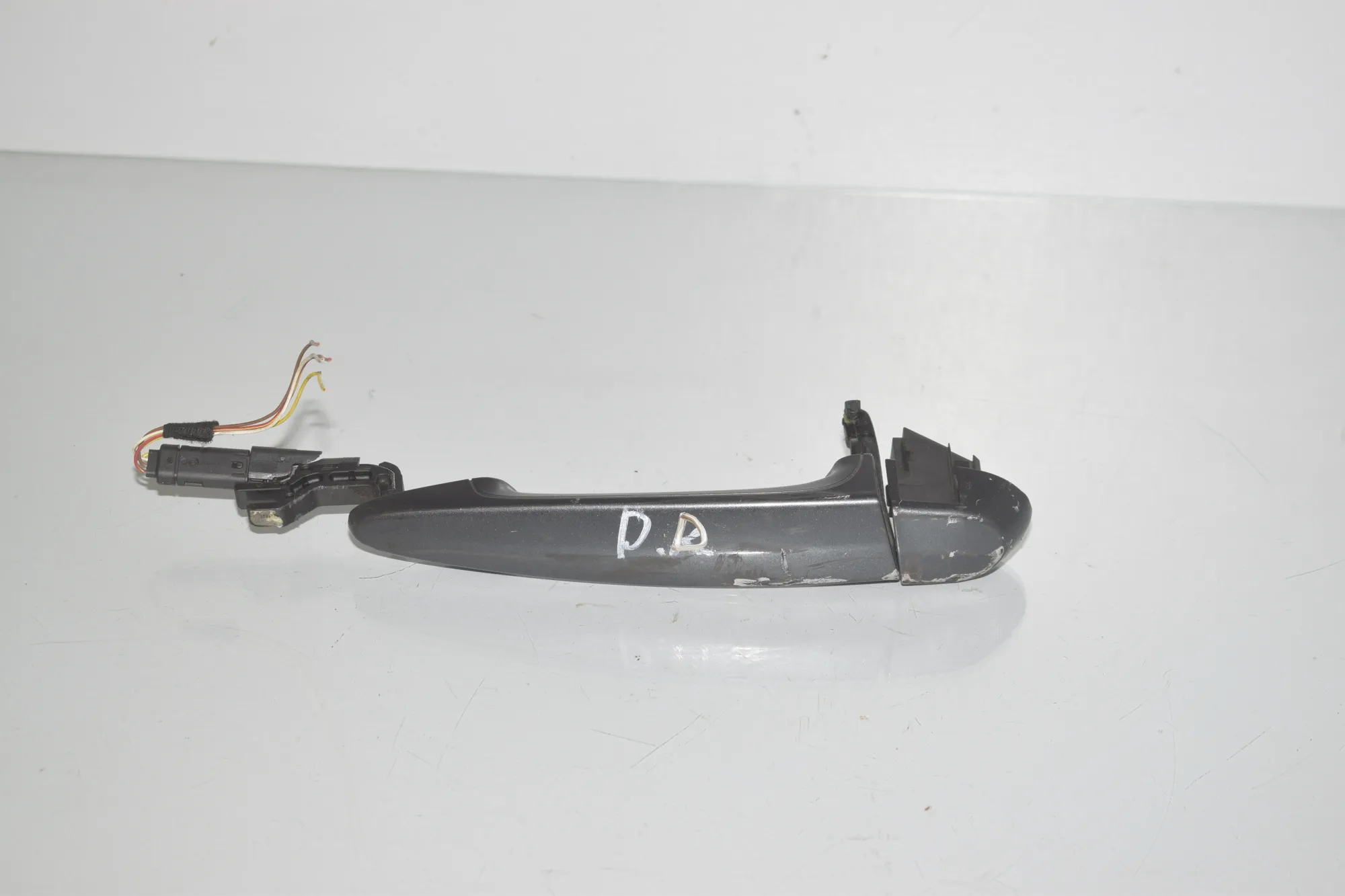 Front Right Door Exterior Handle – OEM 7332566 · BMW 3 Touring (F31) 330 d xDrive 2013