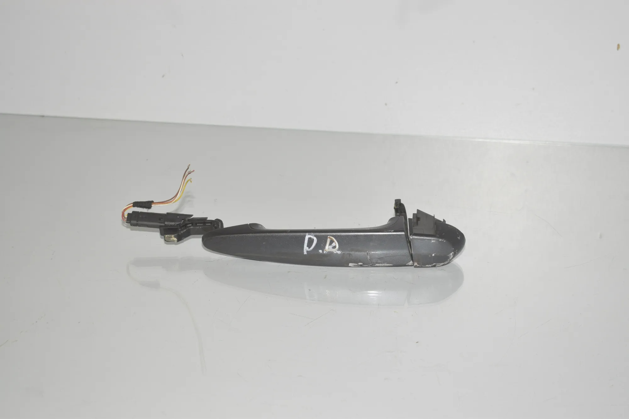 Front Right Door Exterior Handle – OEM 7332566 · BMW 3 Touring (F31) 330 d xDrive 2013 – 2