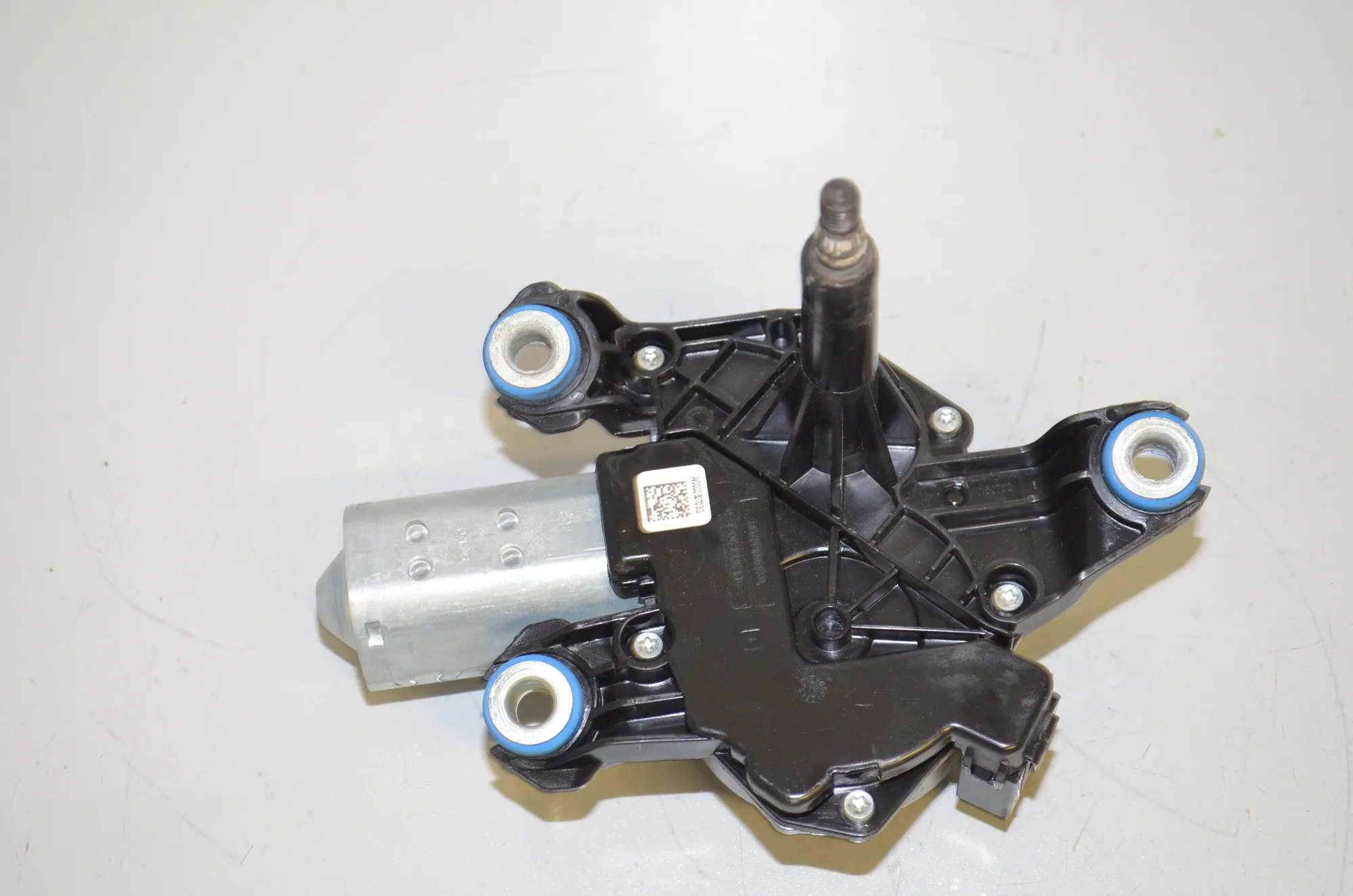 Tailgate Window Wiper Motor – OEM 7306462 · BMW i3 (I01) Electric 2019 – 4