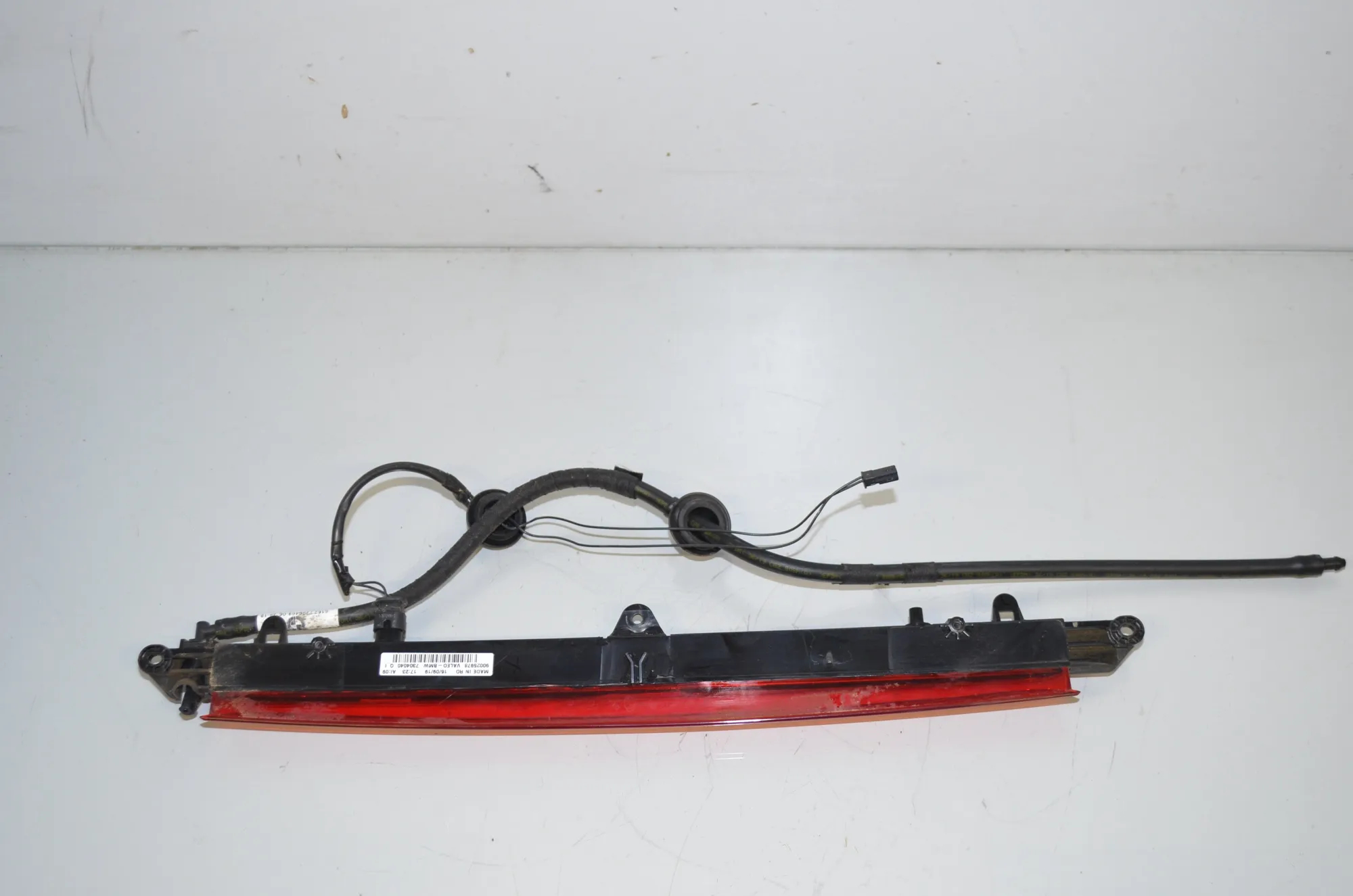Rear Third Brake Stop Light – OEM 7304040 · BMW i3 (I01) Electric 2019 – 2