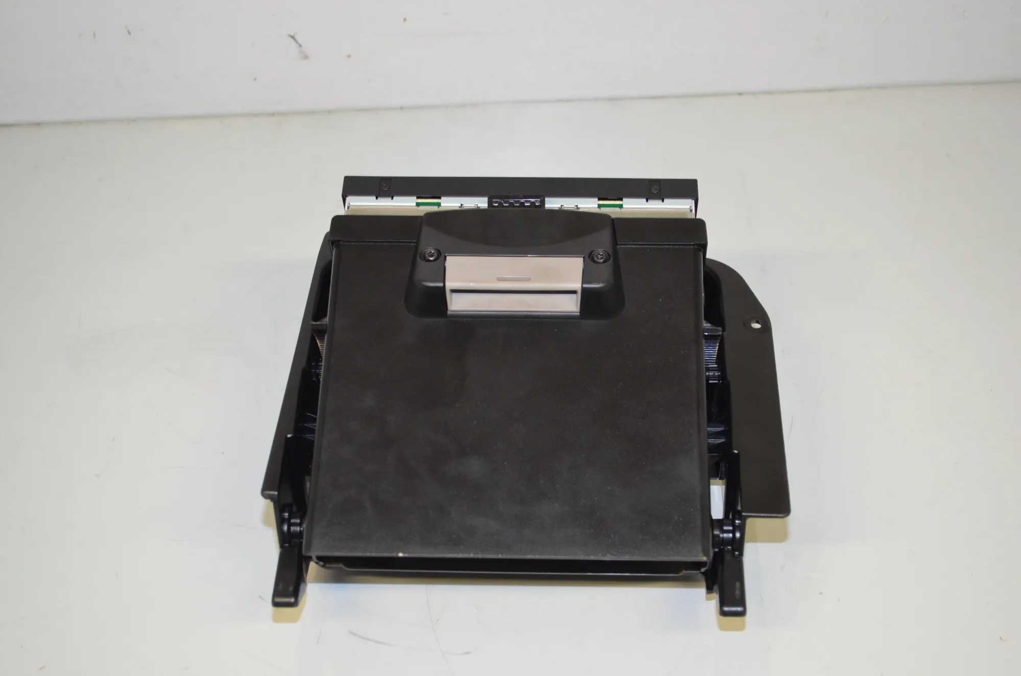 CD Changer – OEM 65129272356 · BMW 5 Touring (F11) M 550 d xDrive 2014 – 4
