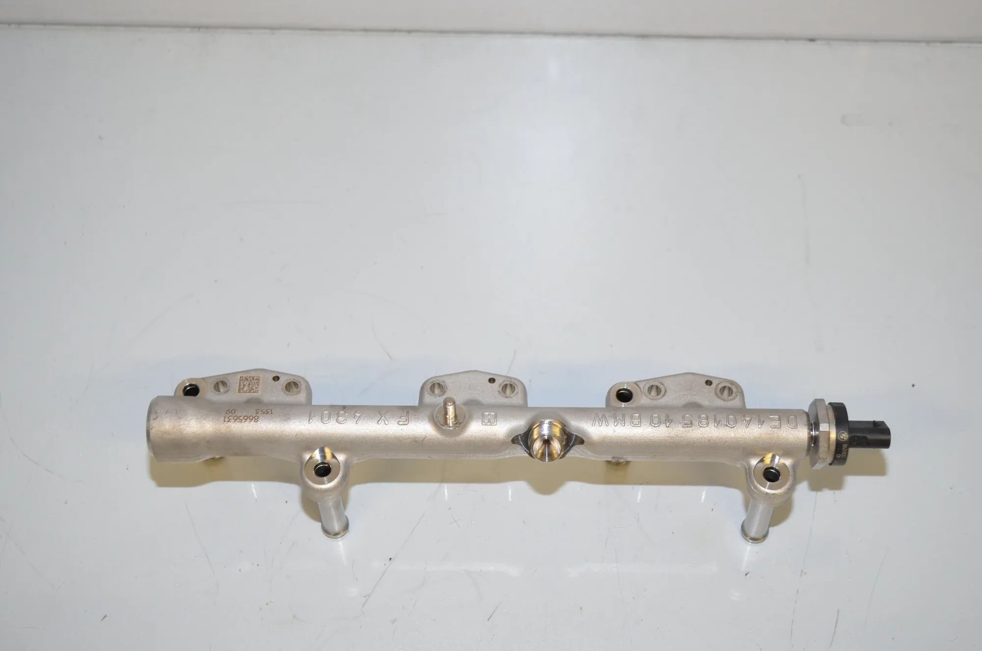 Fuel Rail – OEM 8665631 · BMW 1 (F40) (2019 - -) (F40) 118i 2022