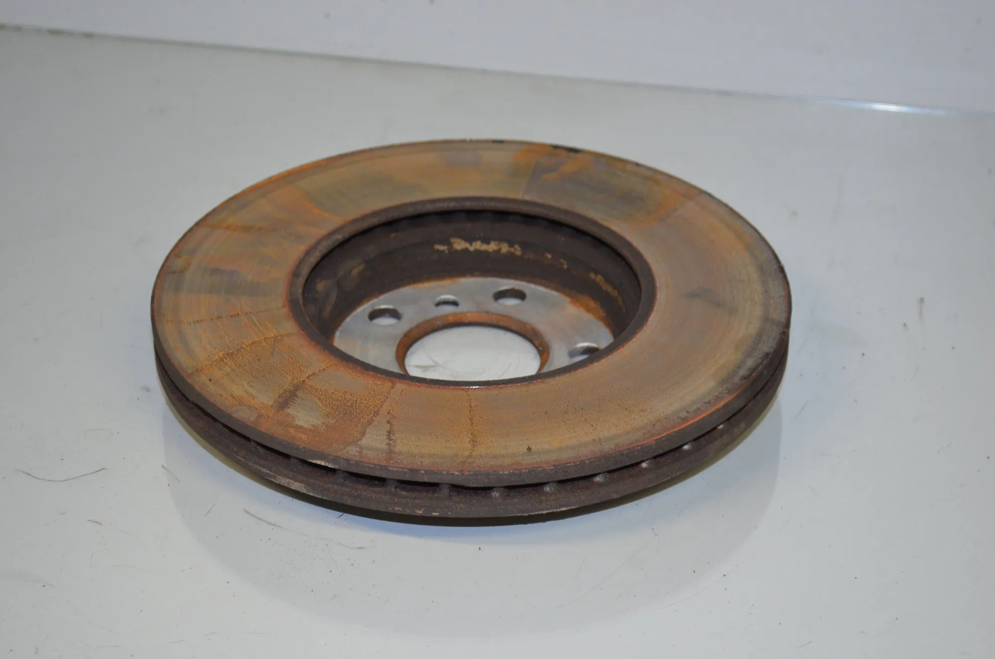 Front Right Brake Disc – OEM 6799351 · BMW 1 (F40) (2019 - -) (F40) 118i 2022 – 4