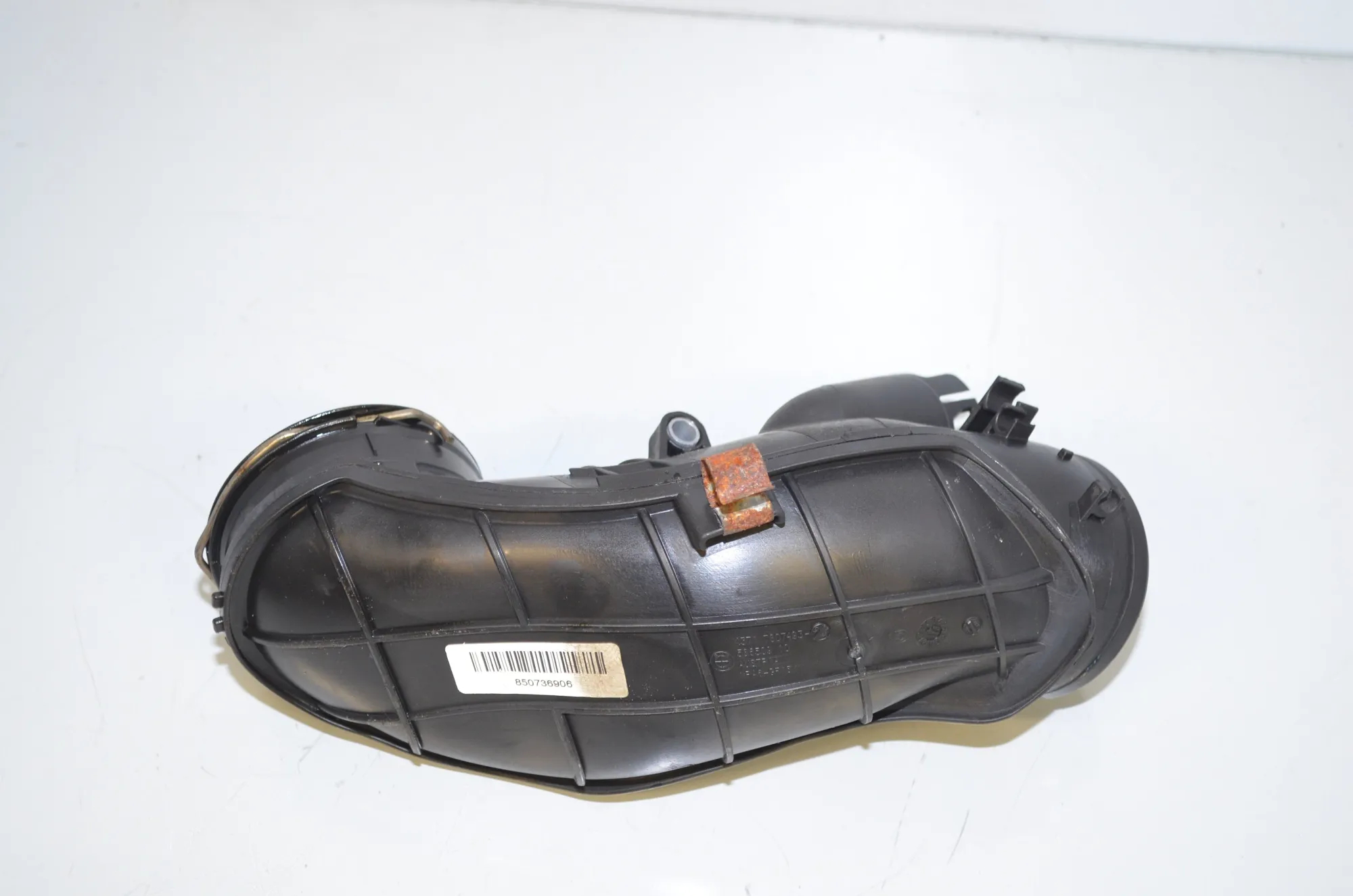 Air Intake Tube – OEM 7807493 · BMW 3 Touring (F31) 330 d xDrive 2013 – 3