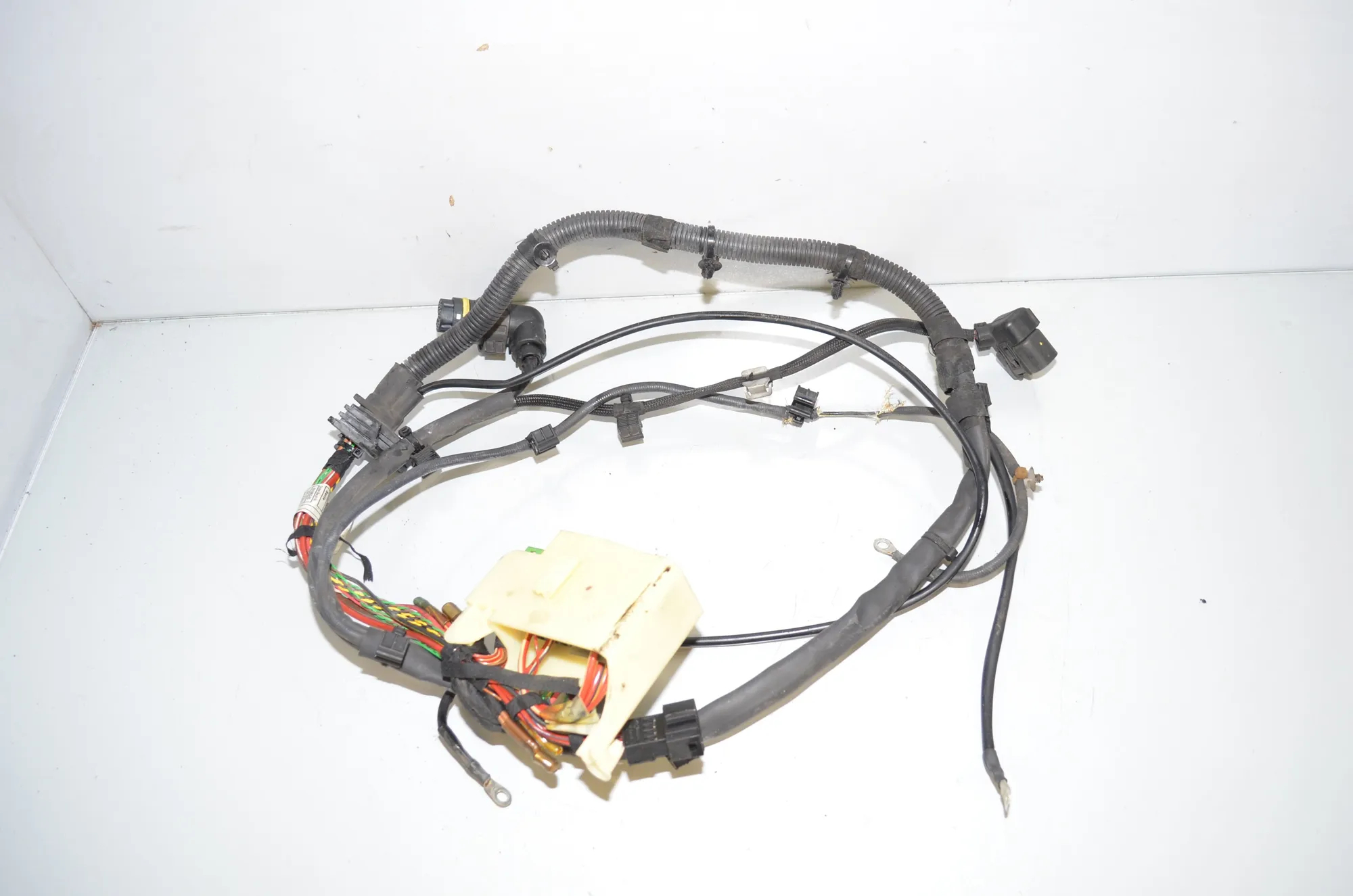 Engine Cable Harness – OEM 8518802 · BMW 3 Touring (F31) 330 d xDrive 2013
