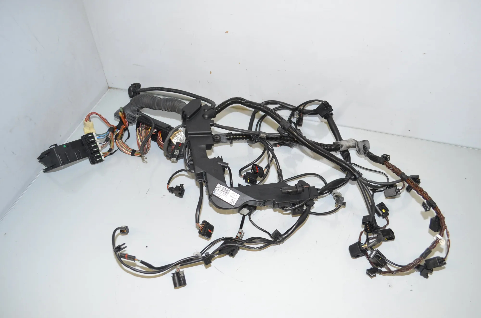 Engine Cable Harness – OEM 7823755 · BMW 5 Touring (F11) 530 d xDrive 2011 – 2