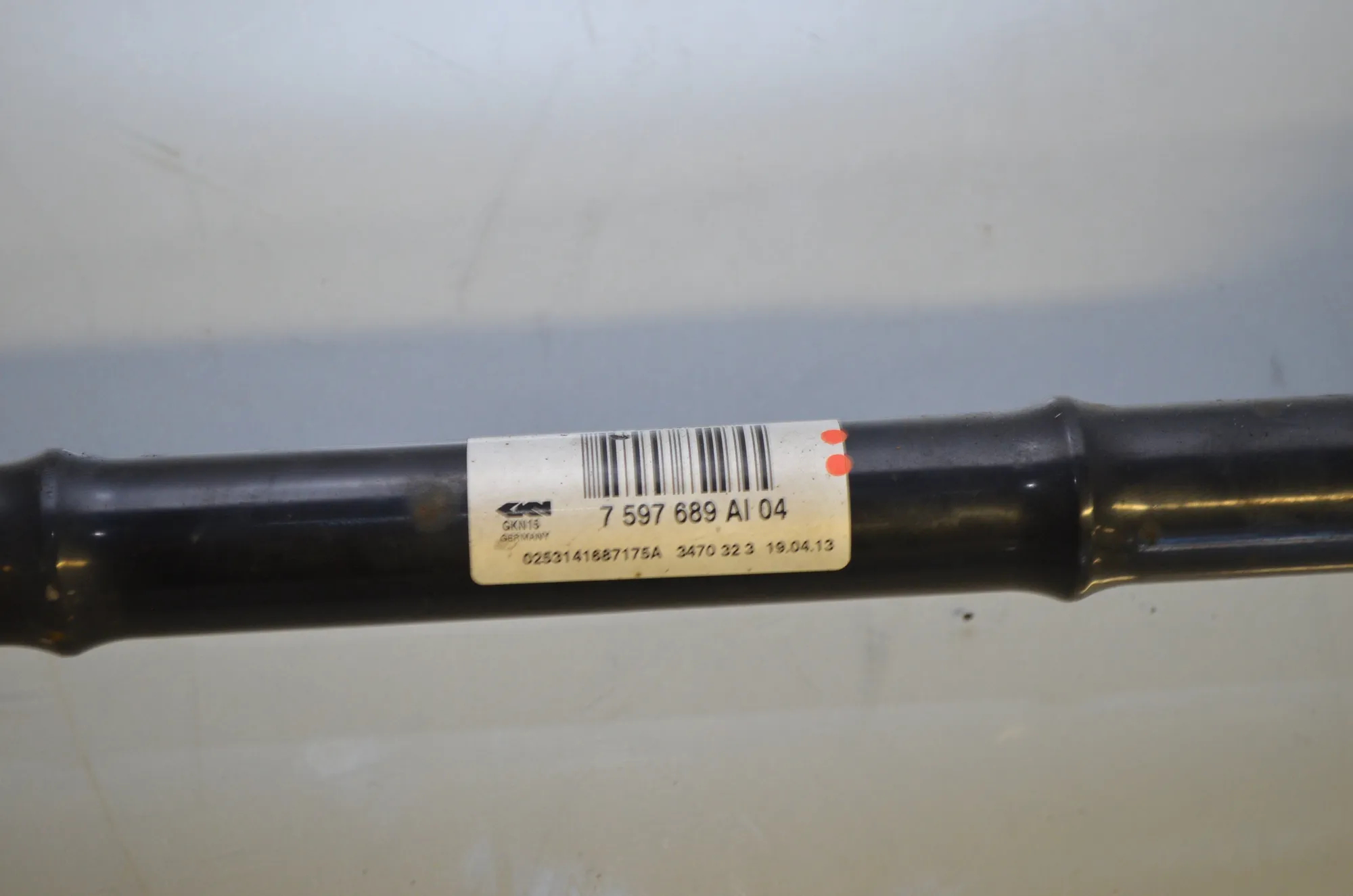 Rear Left Driveshaft – OEM 7597689 · BMW 3 Touring (F31) 330 d xDrive 2013 – 4
