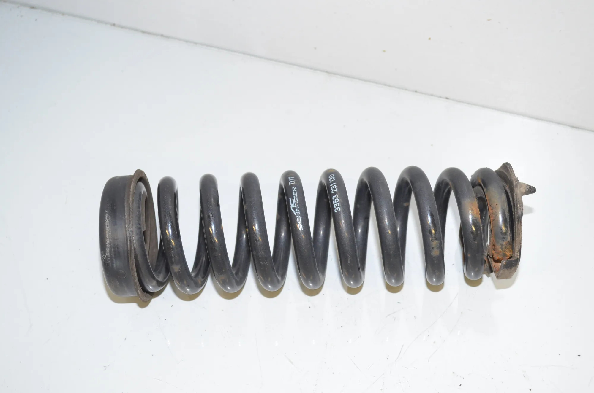 Rear Left Coil Spring – OEM 6851729 · BMW 3 Touring (F31) 330 d xDrive 2013 – 2