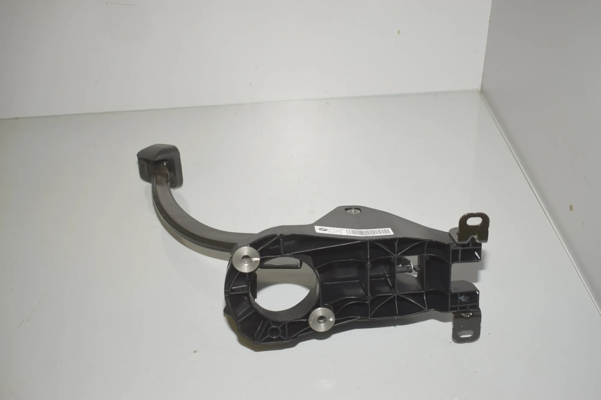 Brake Pedal – OEM 6799925 · BMW i3 (I01) Electric 2019 – 4