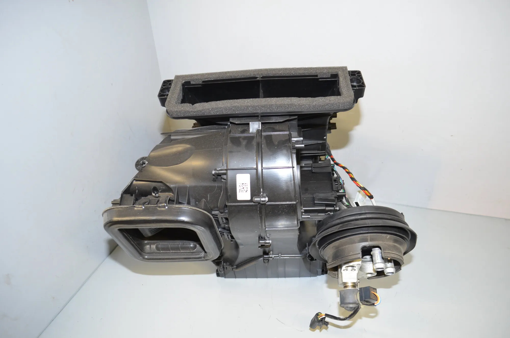Interior Heater – OEM 9383125 · BMW i3 (I01) Electric 2019 – 3