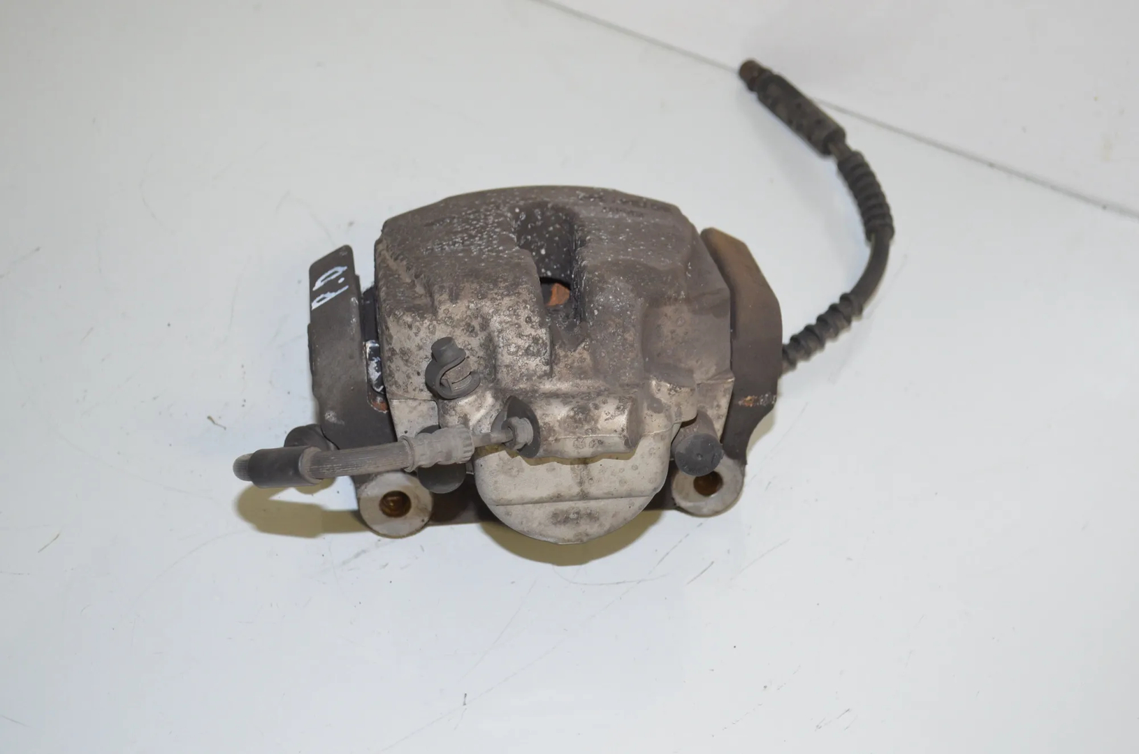 Front Right Brake Caliper – OEM 6791920 · BMW 5 Touring (F11) 523 i 2011 – 2