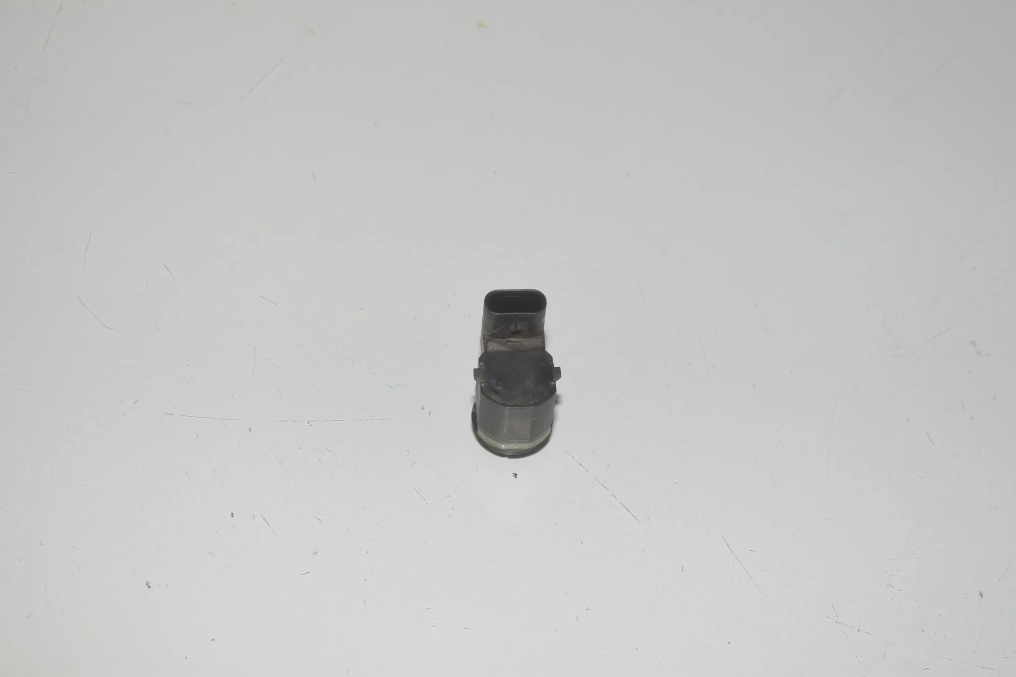 PDC Parking Sensor – OEM 9173106 · BMW 7 (F01, F02) BMW 7 (F01, F02) 730 d 2015