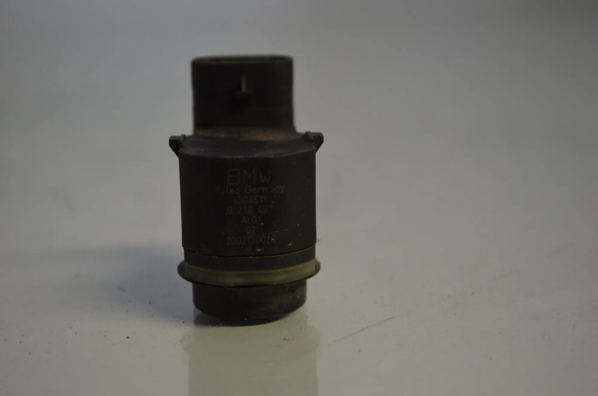 PDC Parking Sensor – OEM 9270497 · BMW 5 (F10) BMW 5 (F10) 535 i 2010 – 4