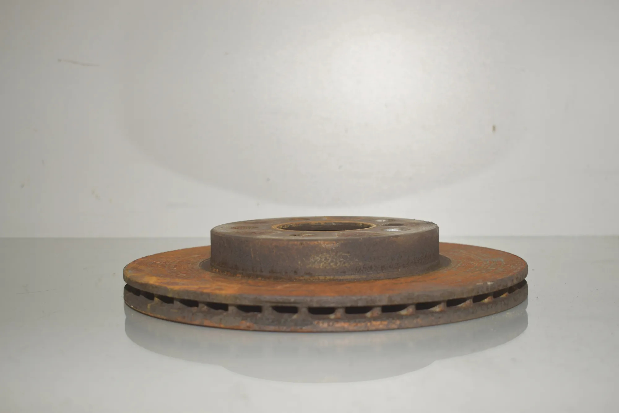 Front Left Brake Disc – OEM 6866293 · BMW i3 (I01) Electric 2019 – 3