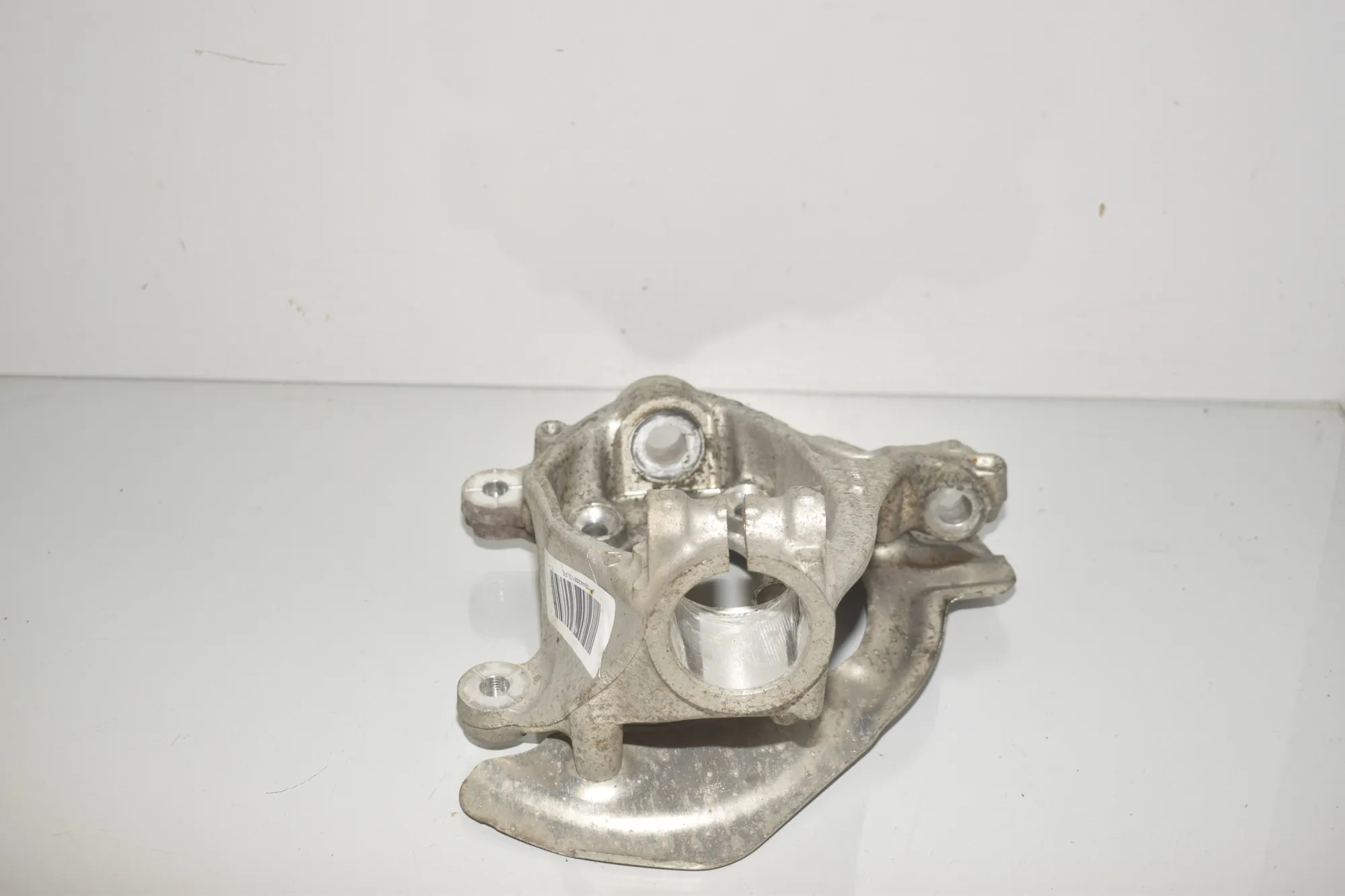 Front Right Wheel Hub – OEM 6852160 · BMW i3 (I01) Electric 2019
