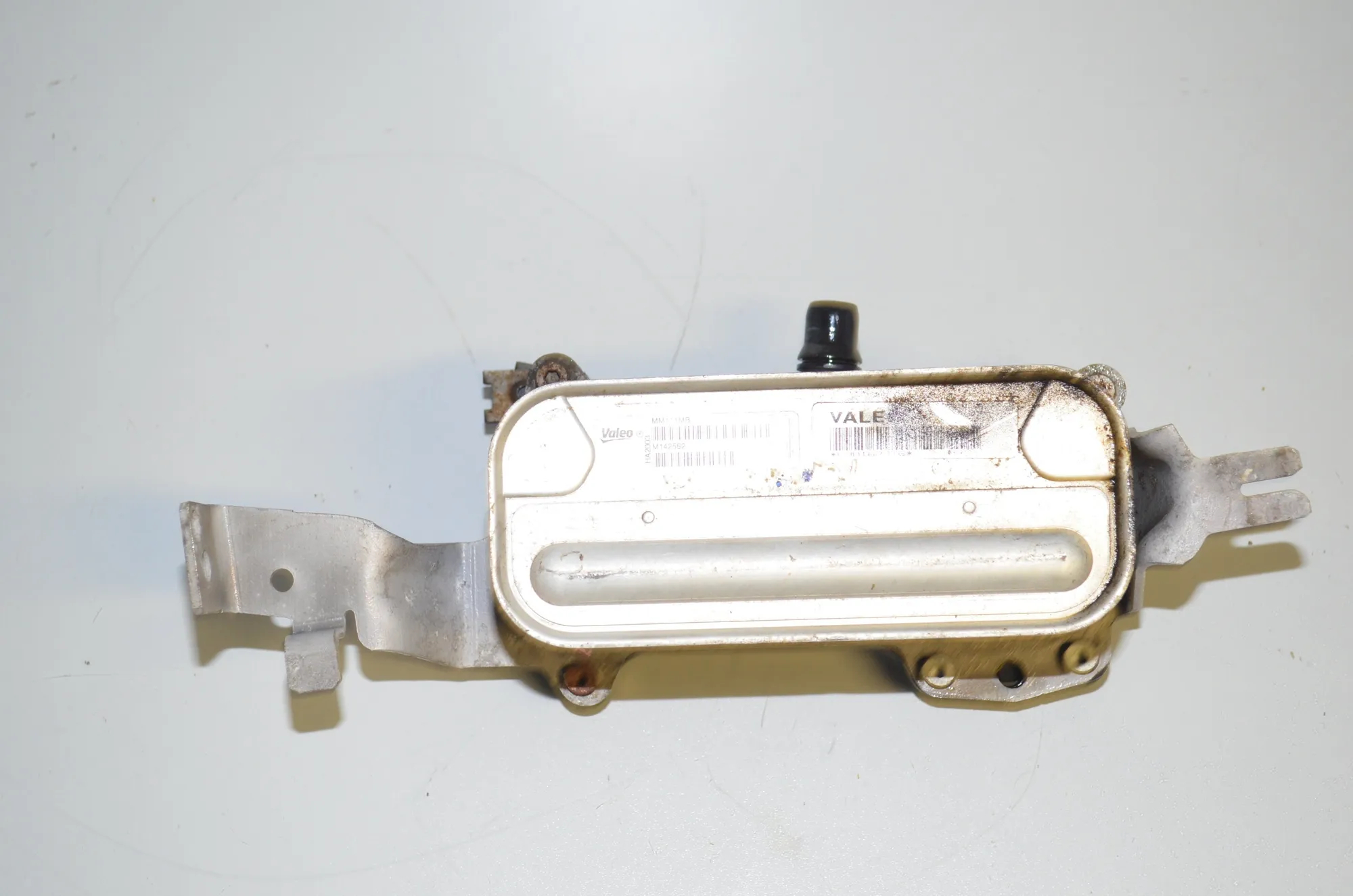 Oil Cooling Radiator – OEM 7601951 · BMW 5 Touring (F11) 523 i 2011 – 4