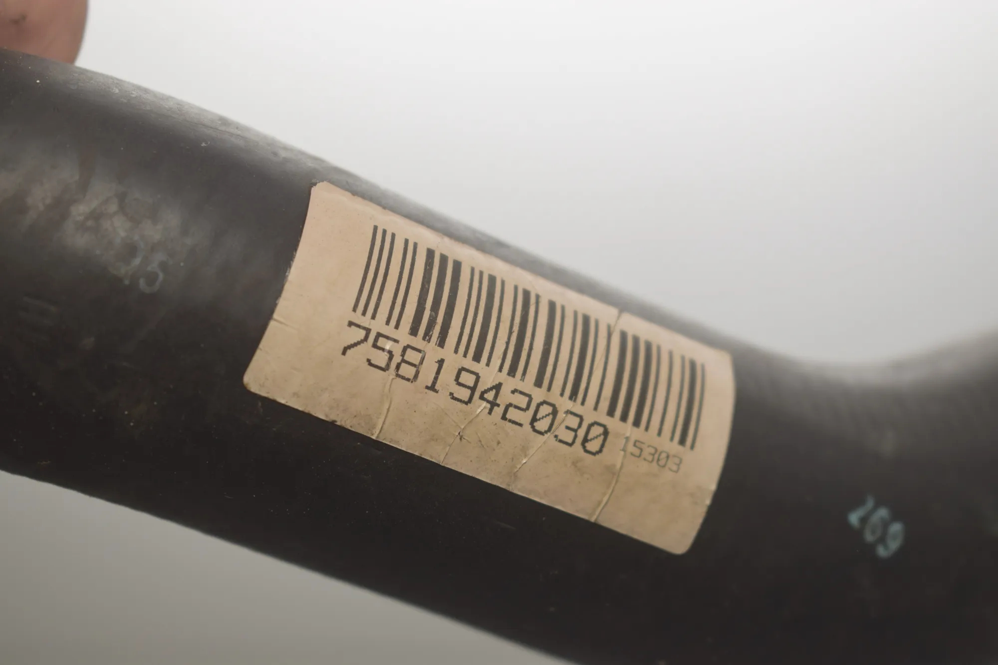 Coolant Hose Pipe – OEM 7581872 · BMW 5 Touring (F11) 523 i 2011 – 5