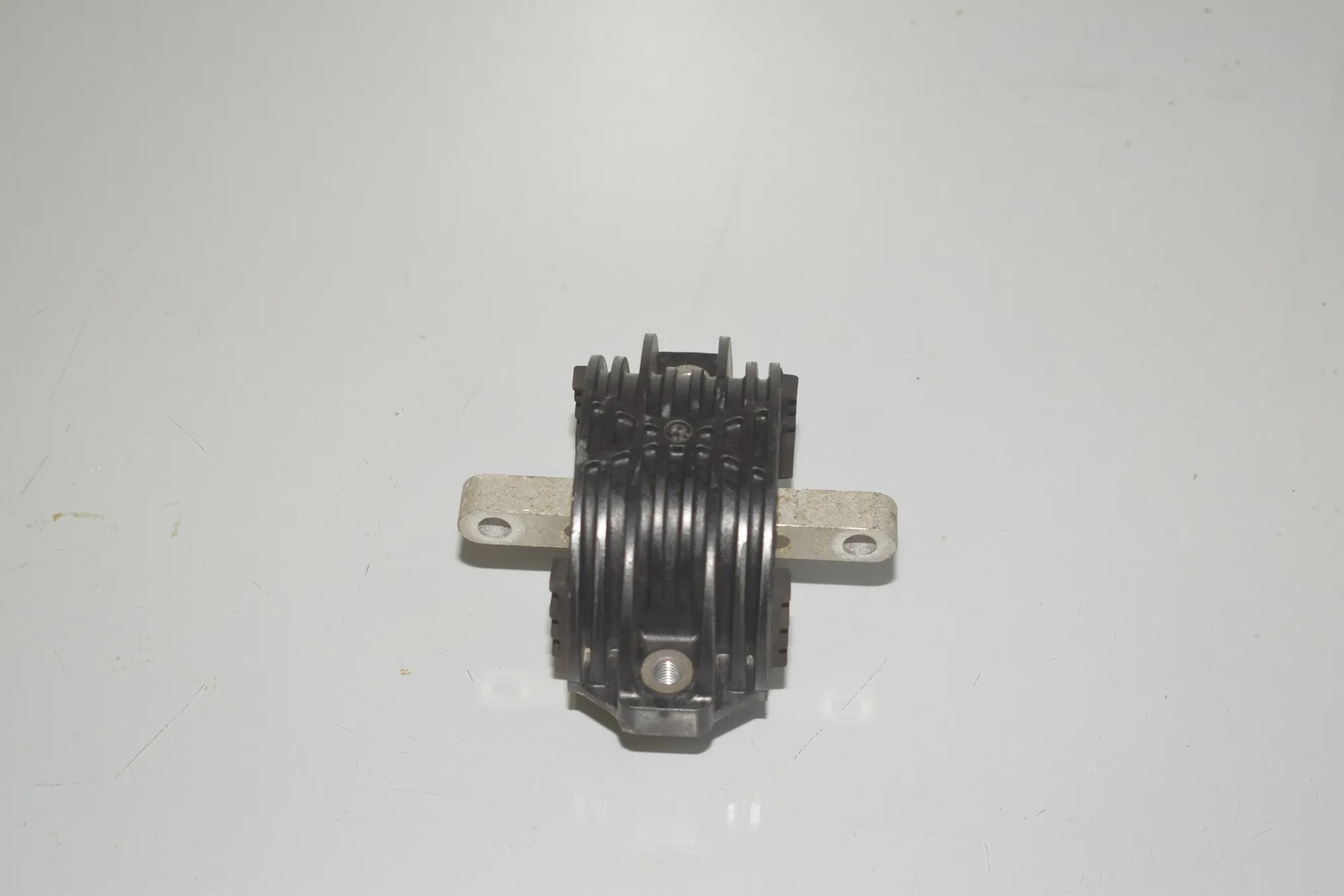 Gearbox Mount – OEM 6775916 · BMW 5 Touring (F11) 523 i 2011 – 2