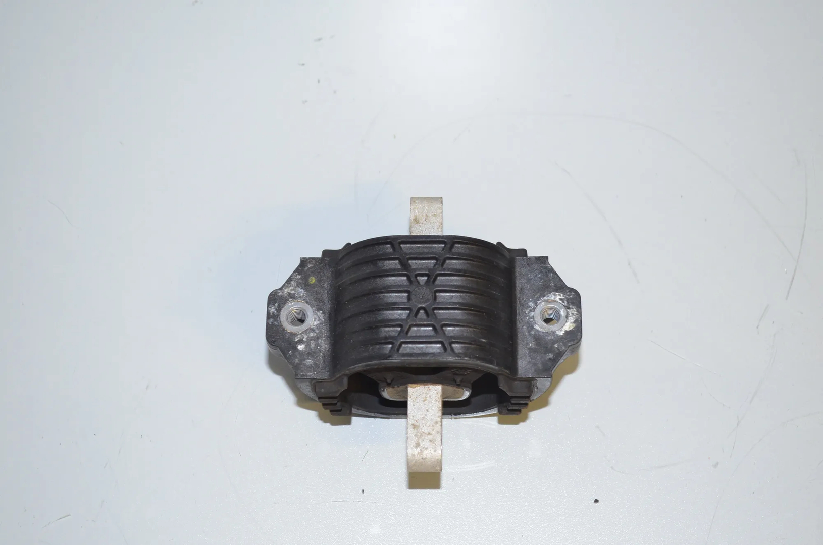Gearbox Mount – OEM 6775916 · BMW 5 Touring (F11) 523 i 2011 – 2