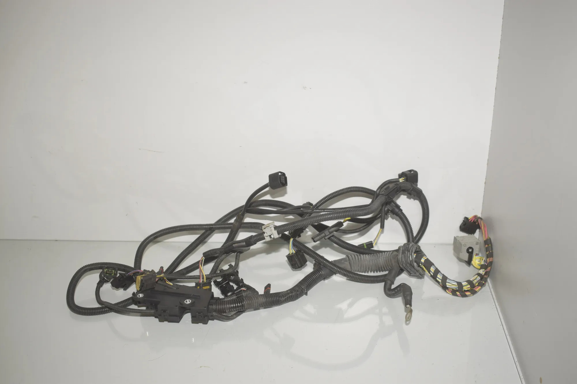 Engine Cable Harness – OEM 7578962 · BMW 5 Touring (F11) 523 i 2011 – 3