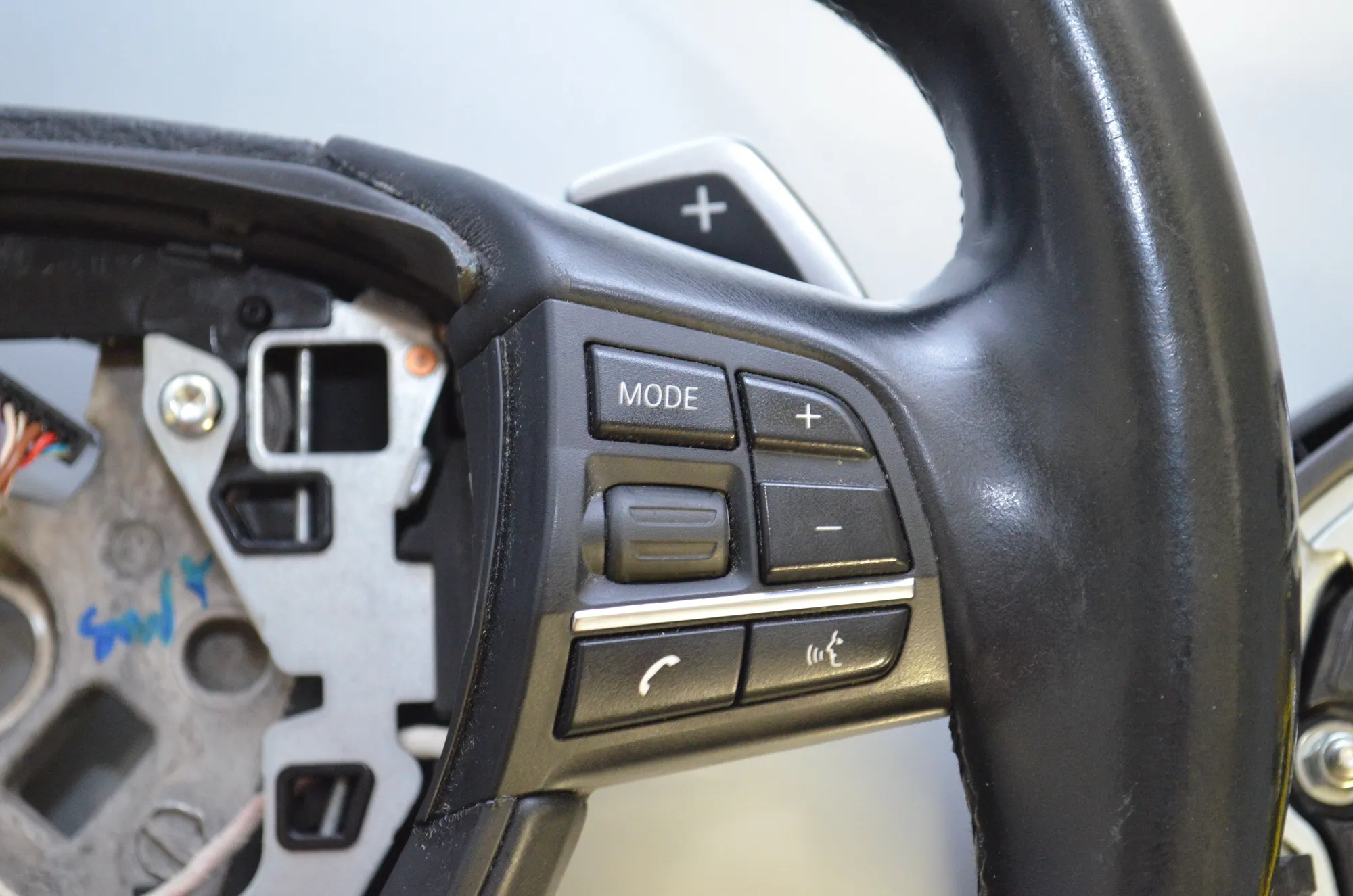 Steering Wheel – OEM 7844103 · BMW 5 Touring (F11) 530 d xDrive 2011 – 5