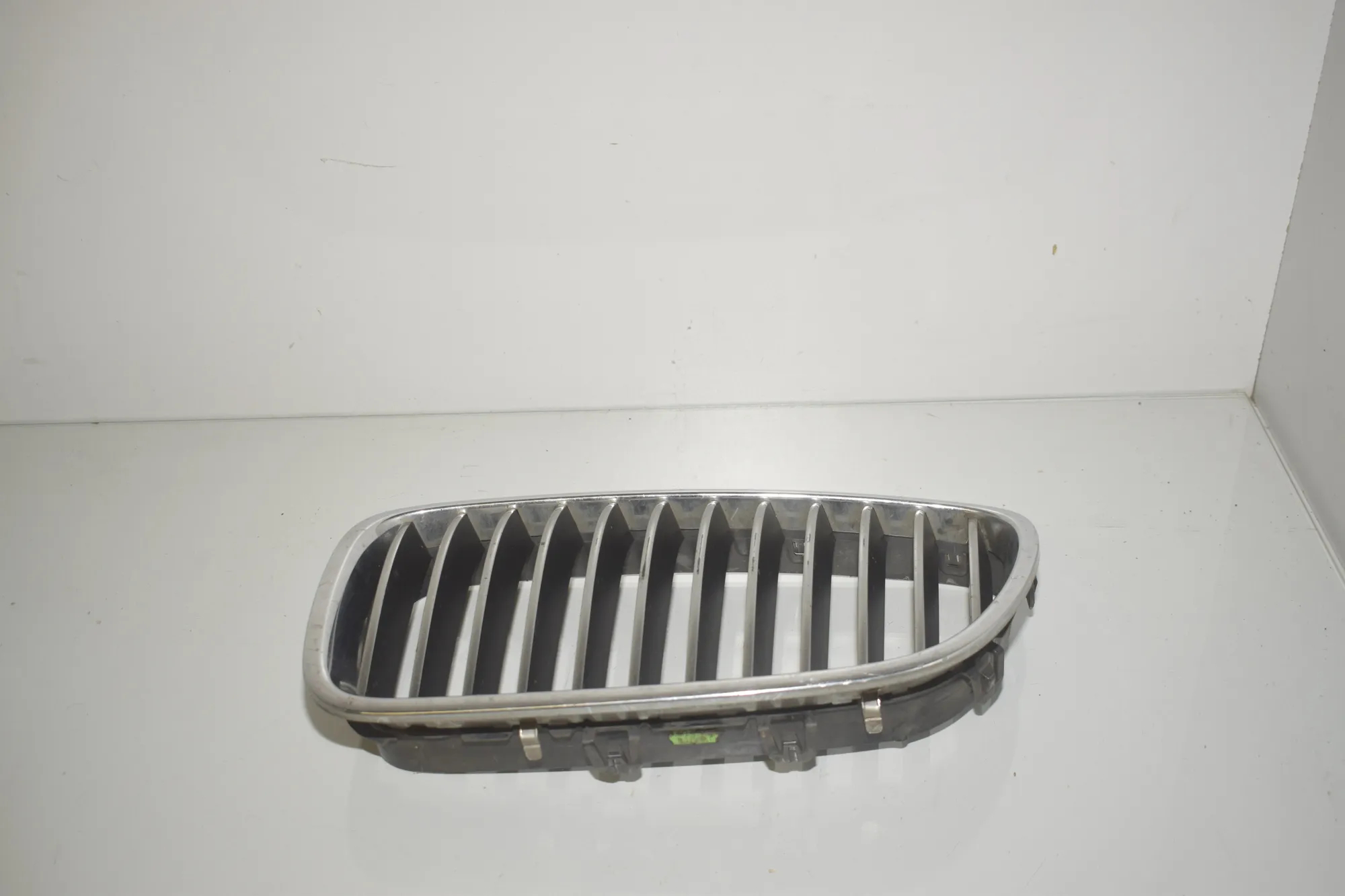Grilles – OEM 7200727 · BMW 5 Touring (F11) 523 i 2011 – 2