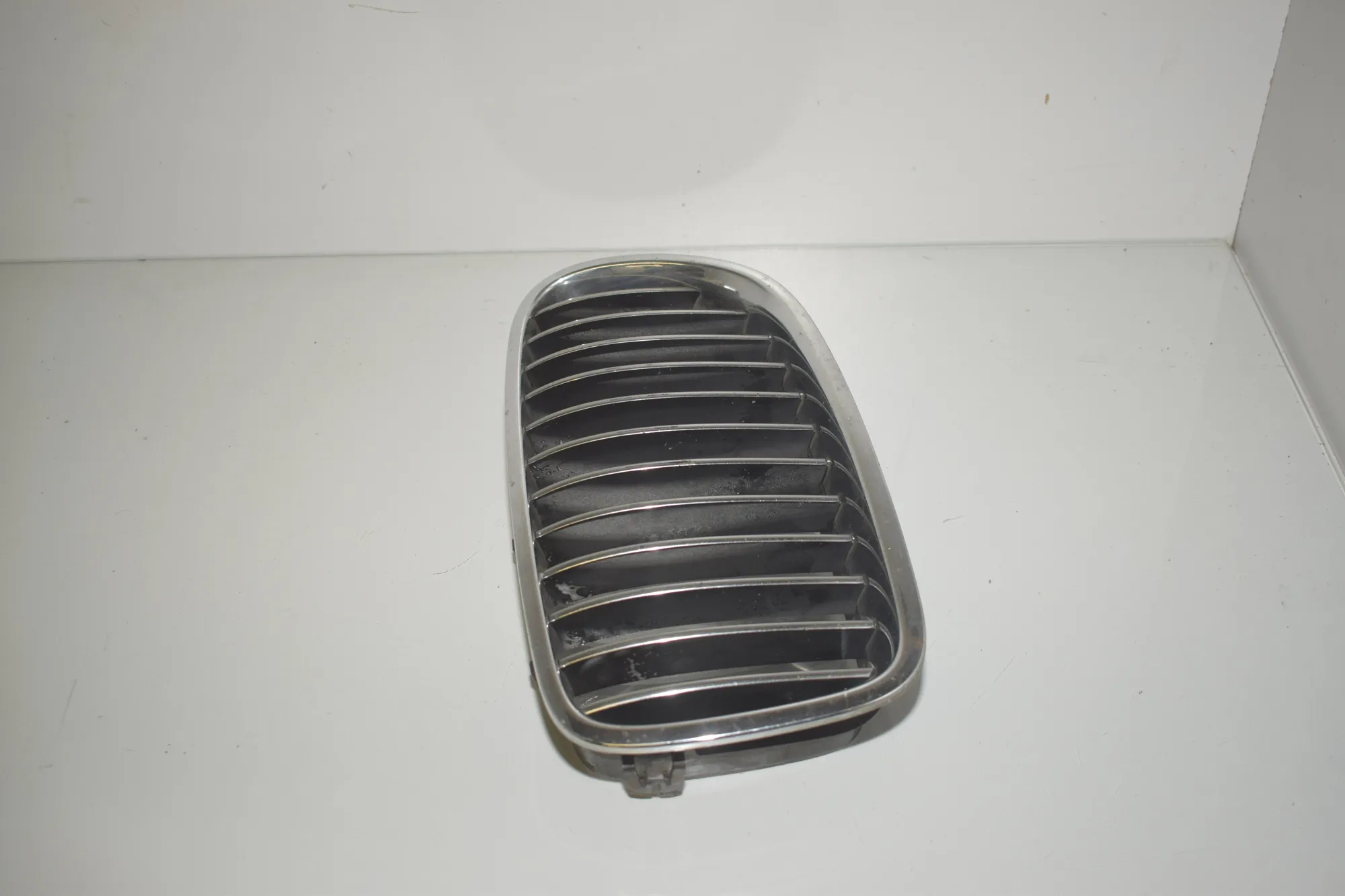 Grilles – OEM 7200727 · BMW 5 Touring (F11) 523 i 2011 – 3
