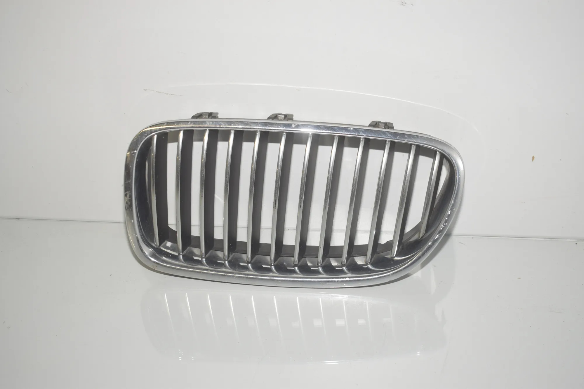 Grilles – OEM 7200727 · BMW 5 Touring (F11) 523 i 2011
