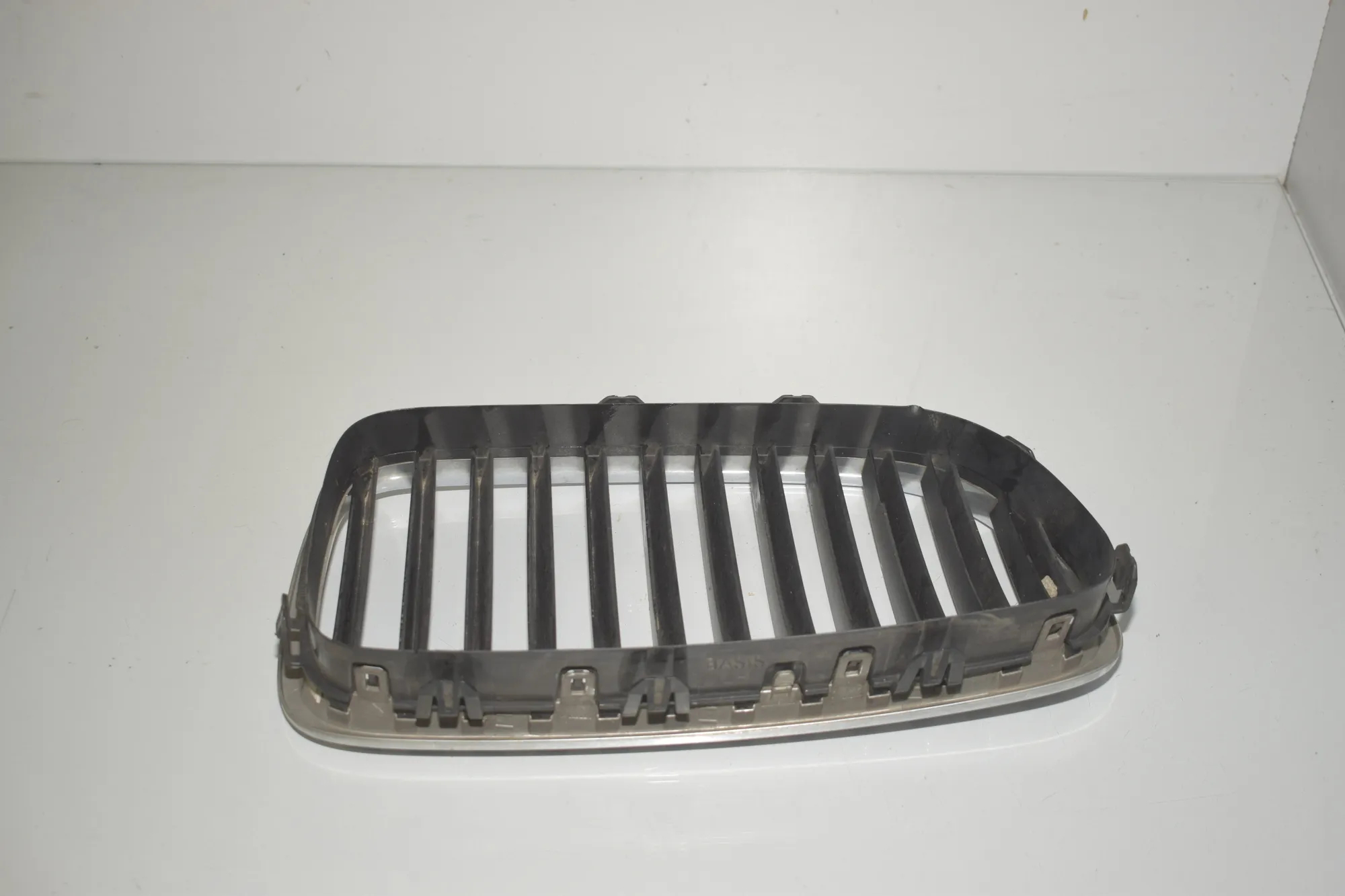 Grilles – OEM 7200727 · BMW 5 Touring (F11) 523 i 2011 – 4