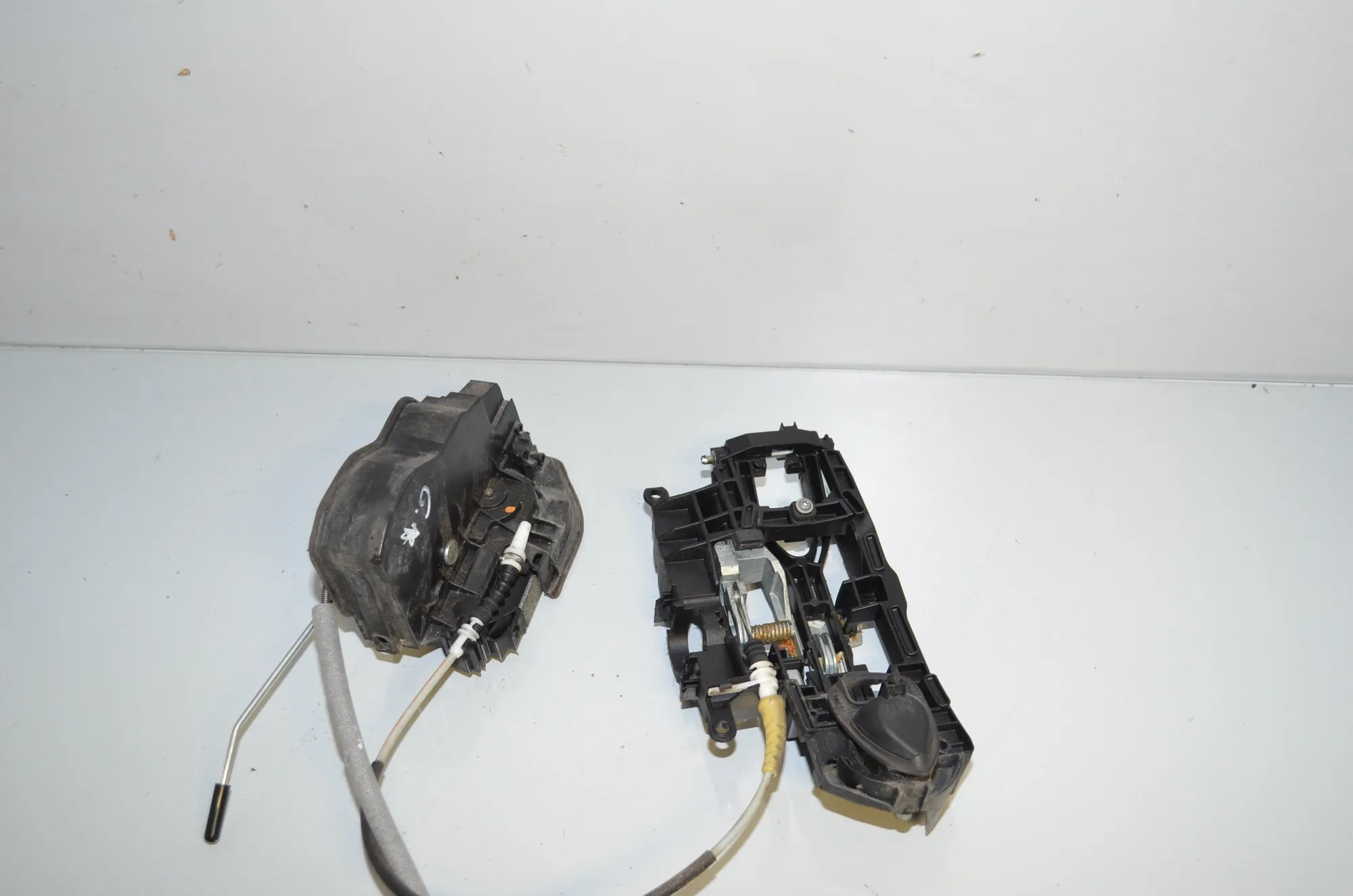 Rear Left Door Lock – OEM 51227229459 · BMW 5 Touring (F11) 530 d xDrive 2011 – 4