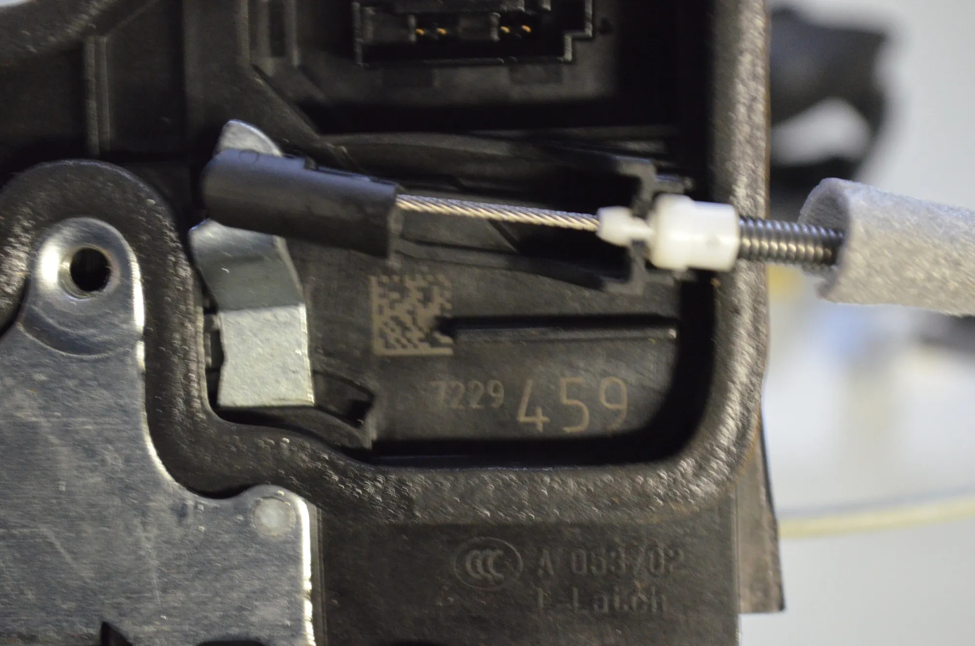 Rear Left Door Lock – OEM 51227229459 · BMW 5 Touring (F11) 530 d xDrive 2011 – 5