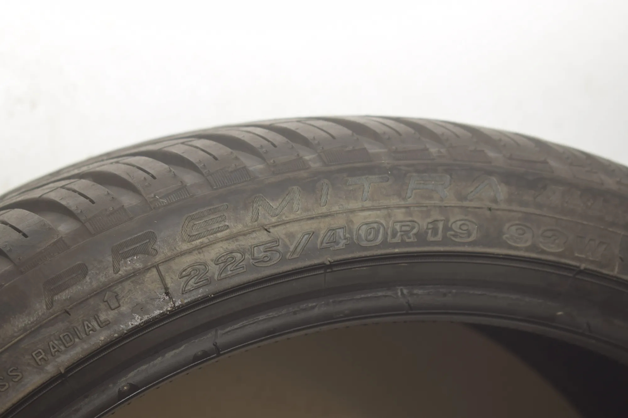 Tyre Kit · BMW 5 (F10) BMW 5 (F10) 518 d 2016 – 7