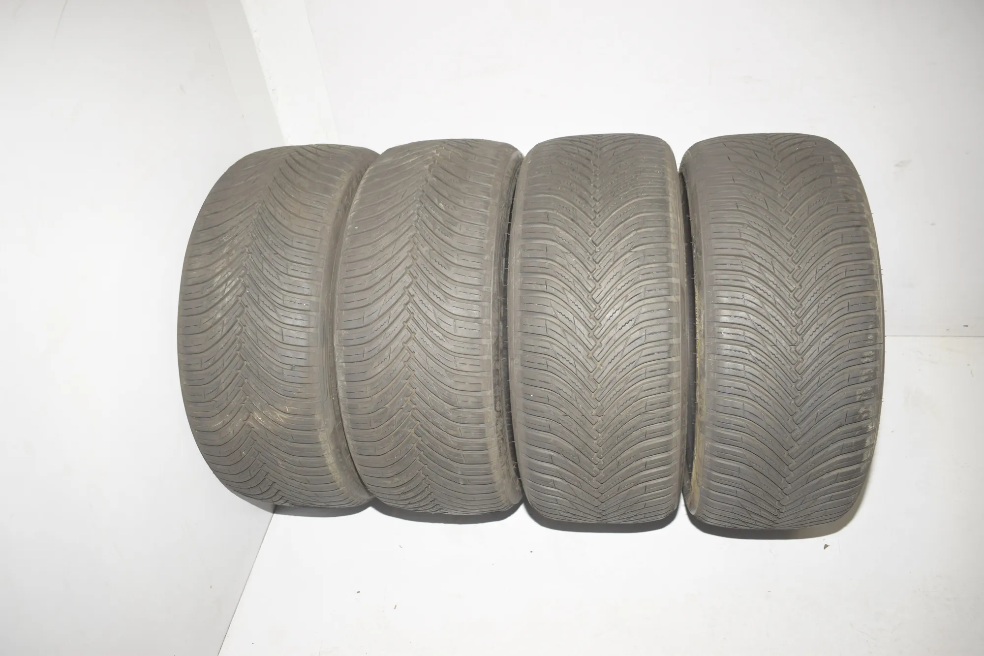 Tyre Kit · BMW 5 (F10) BMW 5 (F10) 518 d 2016 – 6