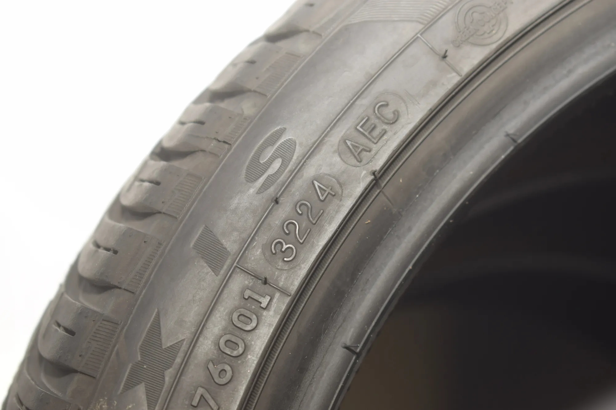 Tyre Kit · BMW 5 (F10) BMW 5 (F10) 518 d 2016 – 17