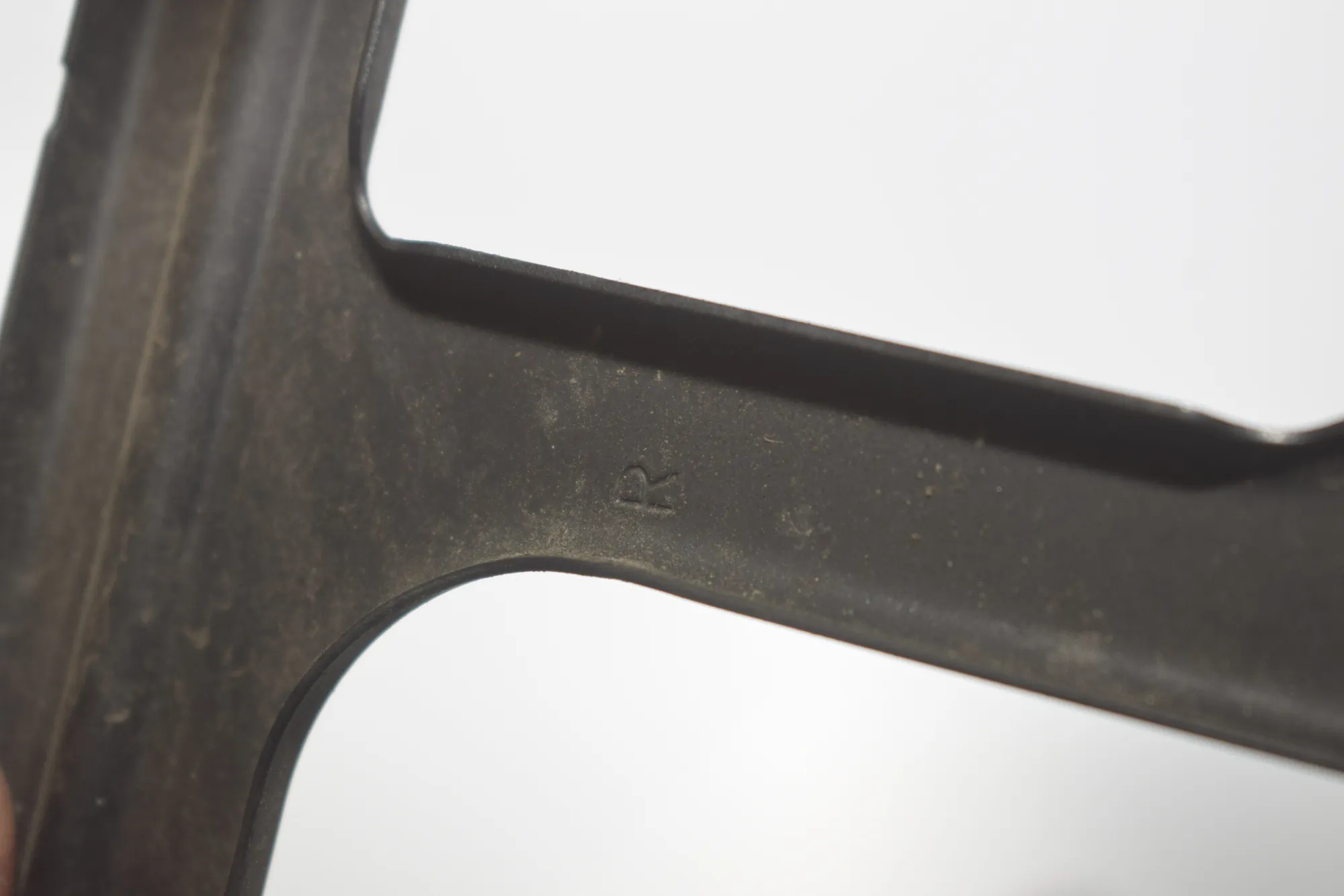 Front Right Fender Holder – OEM 7207204 · BMW 5 Touring (F11) 530 d xDrive 2011 – 5