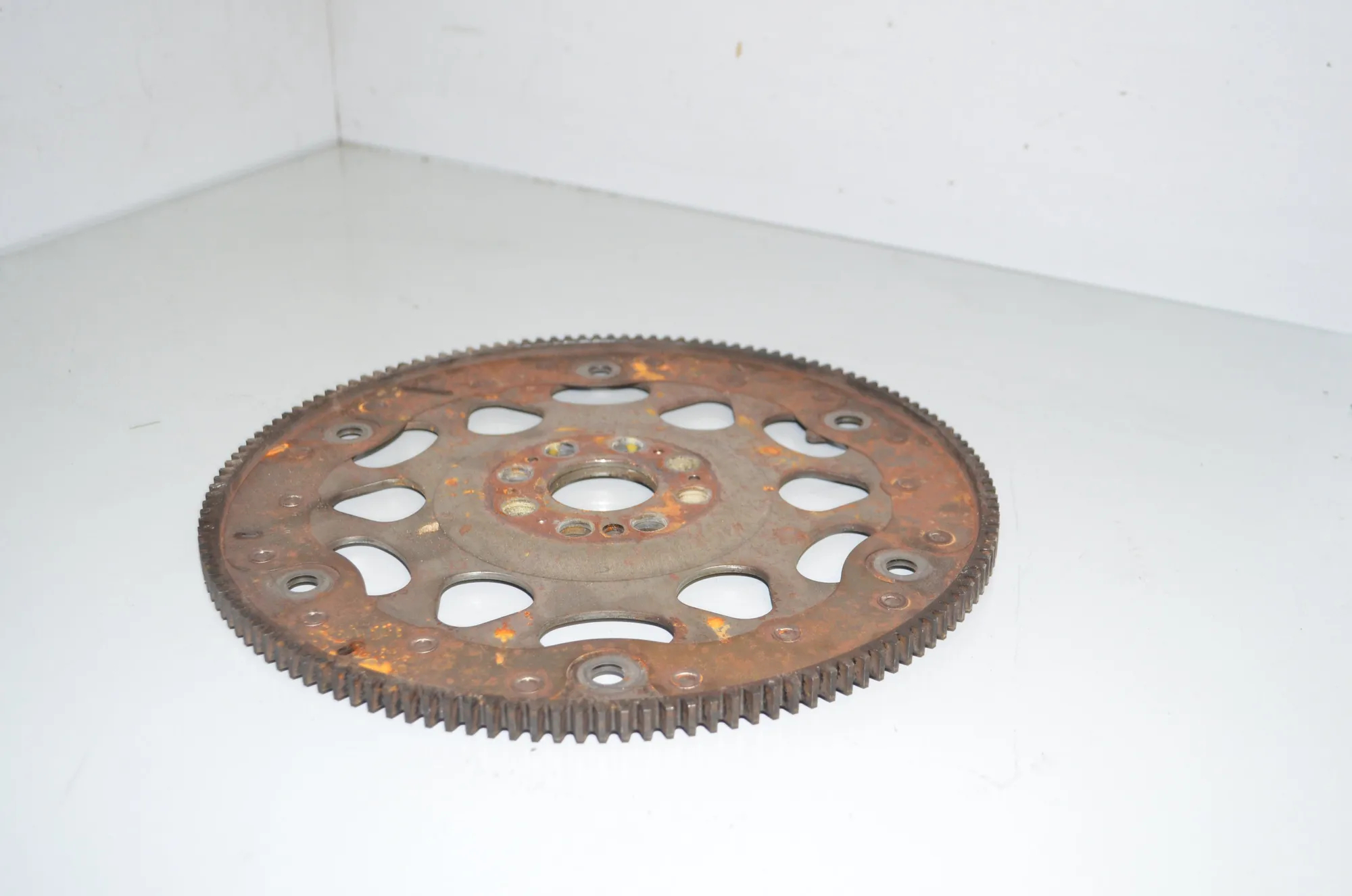 Flywheel Disc Automatic – OEM 8511452 · BMW X1 (F48) BMW X1 (F48) sDrive 20 i 2016 – 4