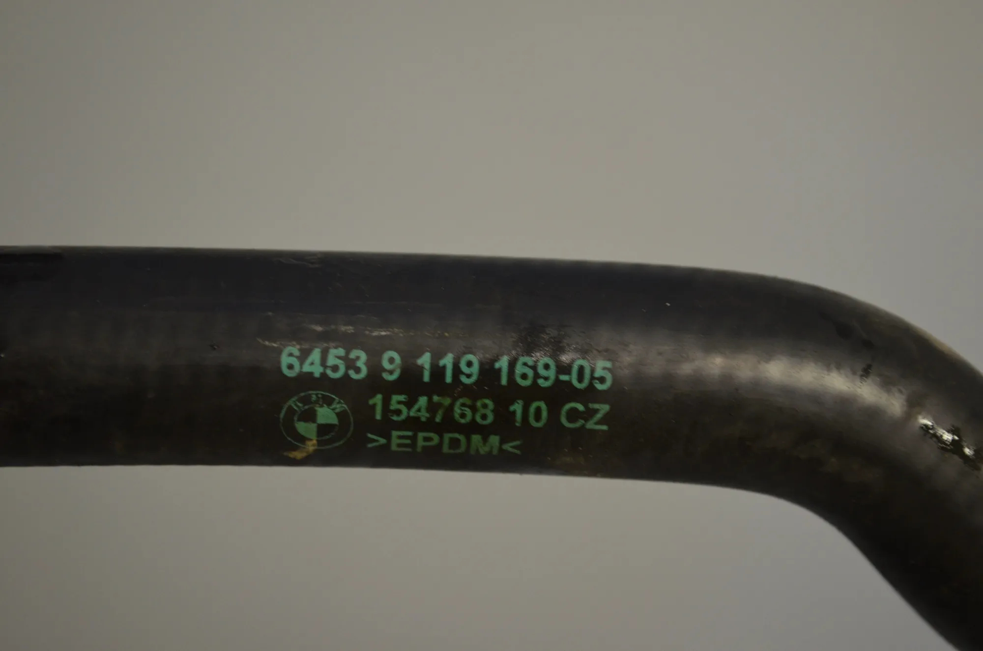 Coolant Hose Pipe – OEM 17127592866 · BMW 5 Touring (F11) 523 i 2011 – 5