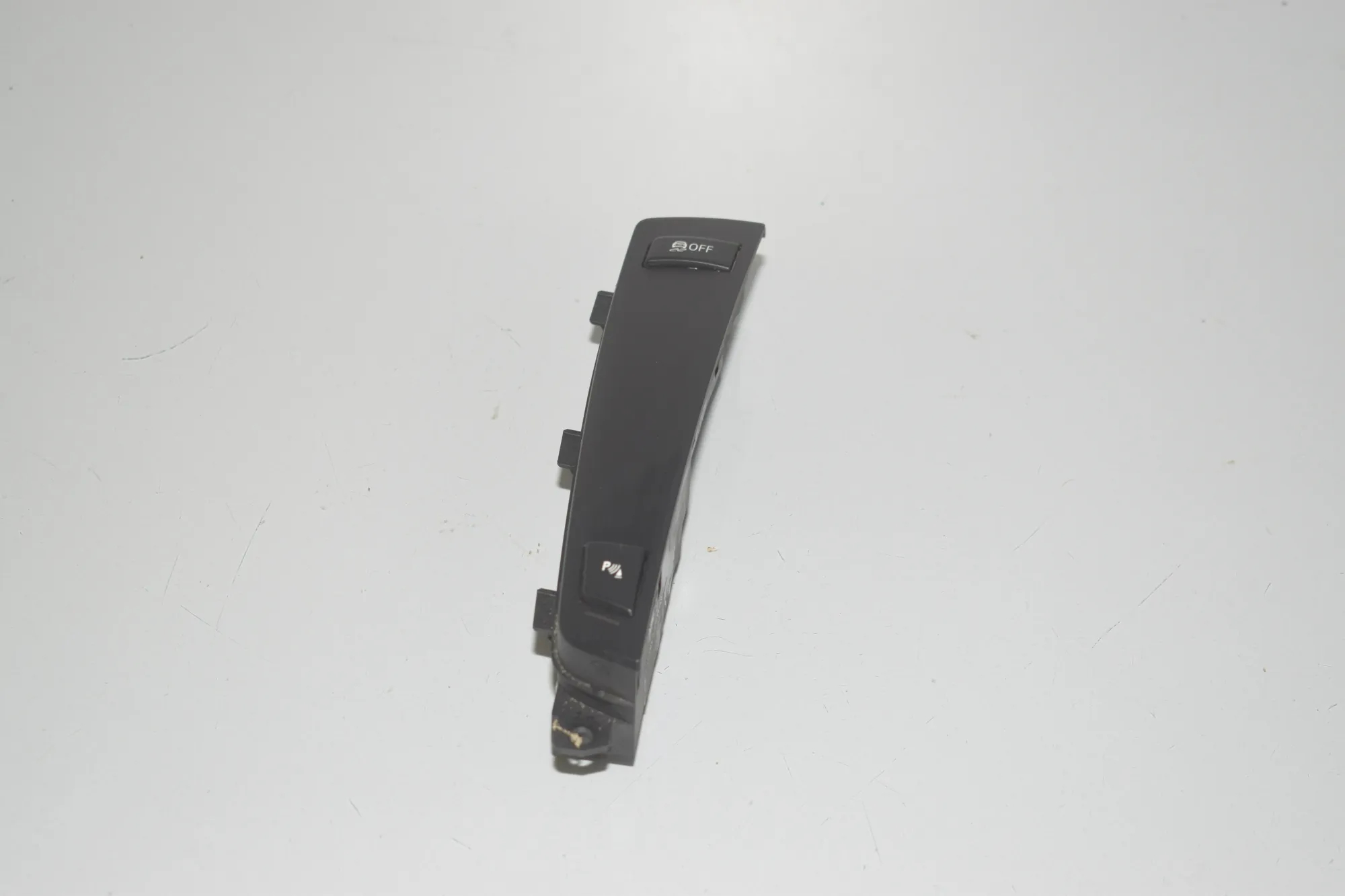 Button Switch Panel – OEM 9202927 · BMW 5 Touring (F11) 523 i 2011