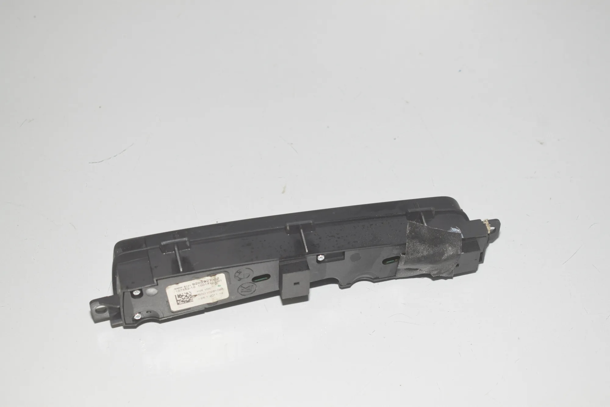 Button Switch Panel – OEM 9202927 · BMW 5 Touring (F11) 523 i 2011 – 3