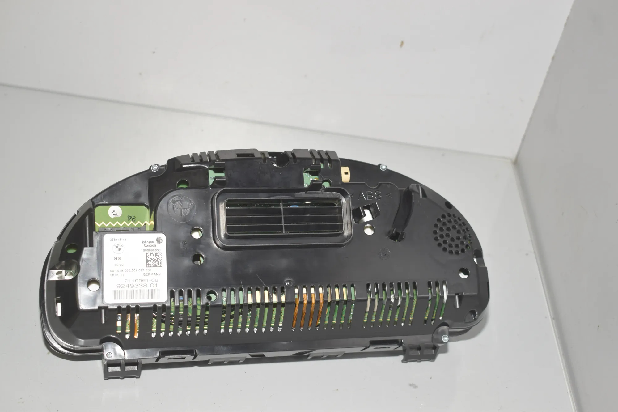 Instrument Cluster Speedometer – OEM 62109249338 · BMW 5 Touring (F11) 523 i 2011 – 6