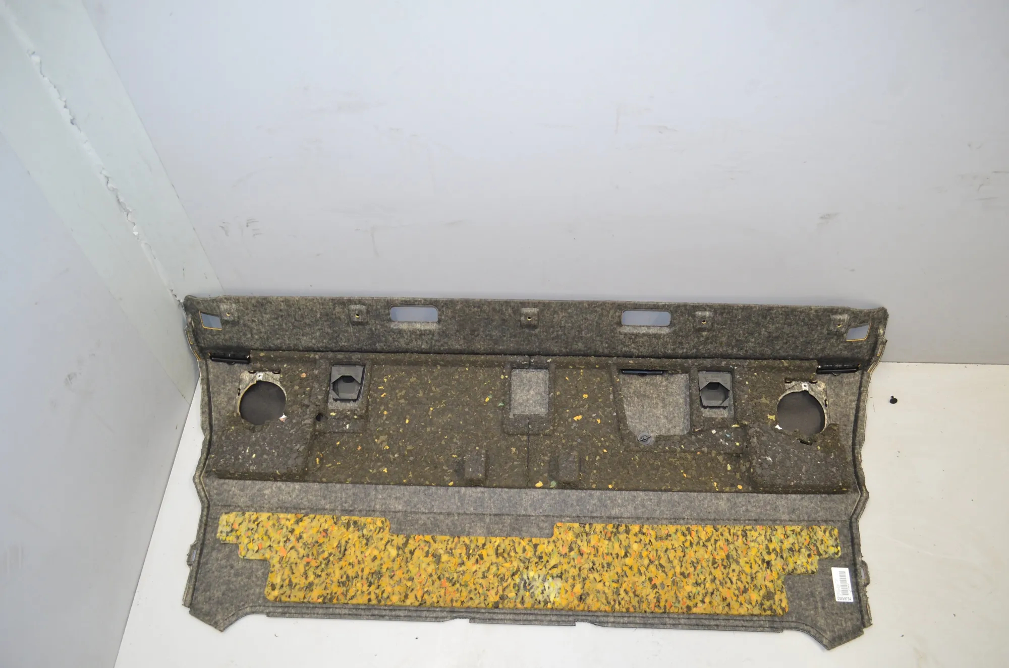 Rear Parcel Shelf – OEM 8038187 · BMW 5 (F10) 530 d 2012 – 4