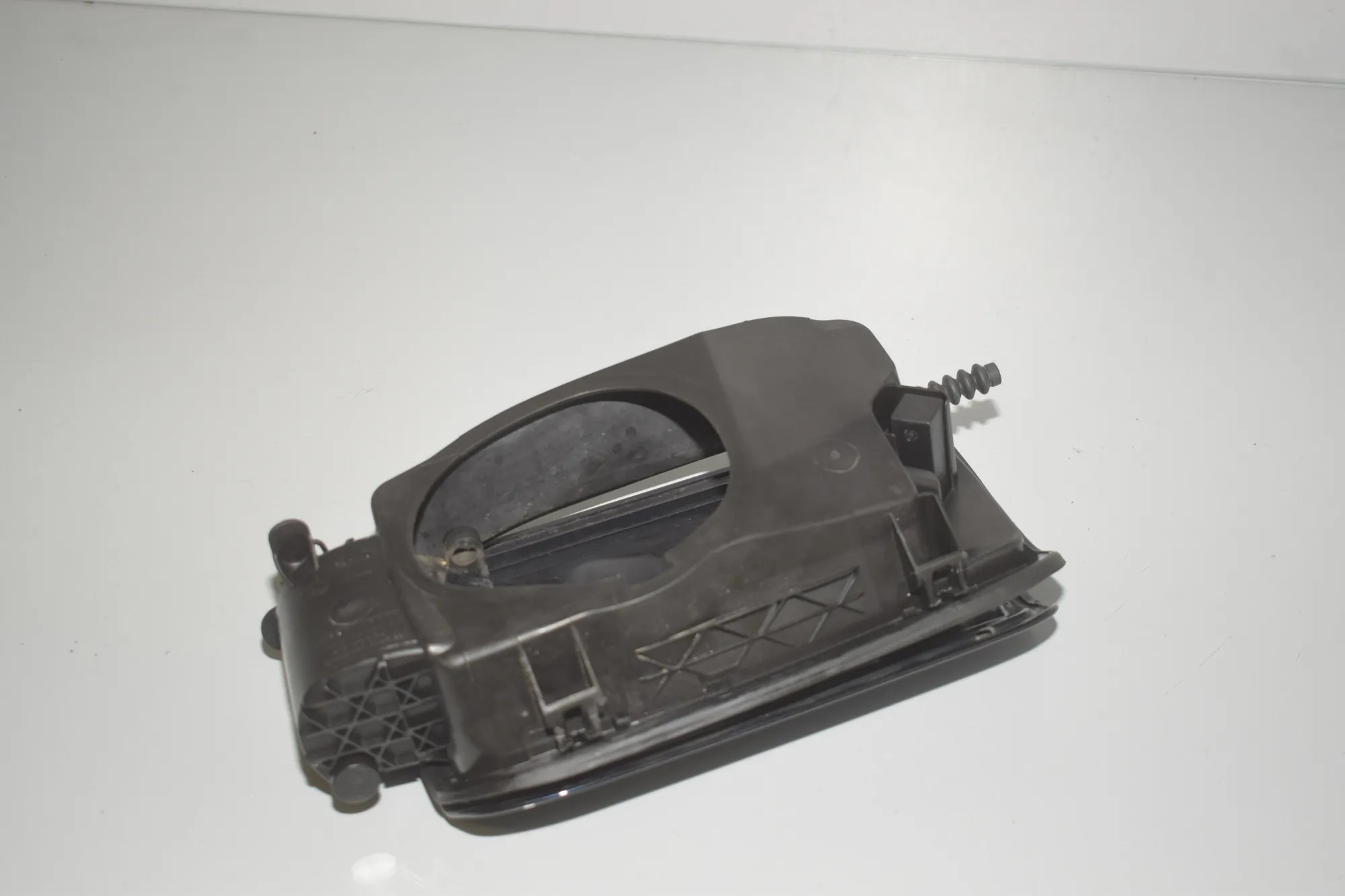Fuel Tank Flap Cap – OEM 7204365 · BMW 5 (F10) 530 d 2012 – 5