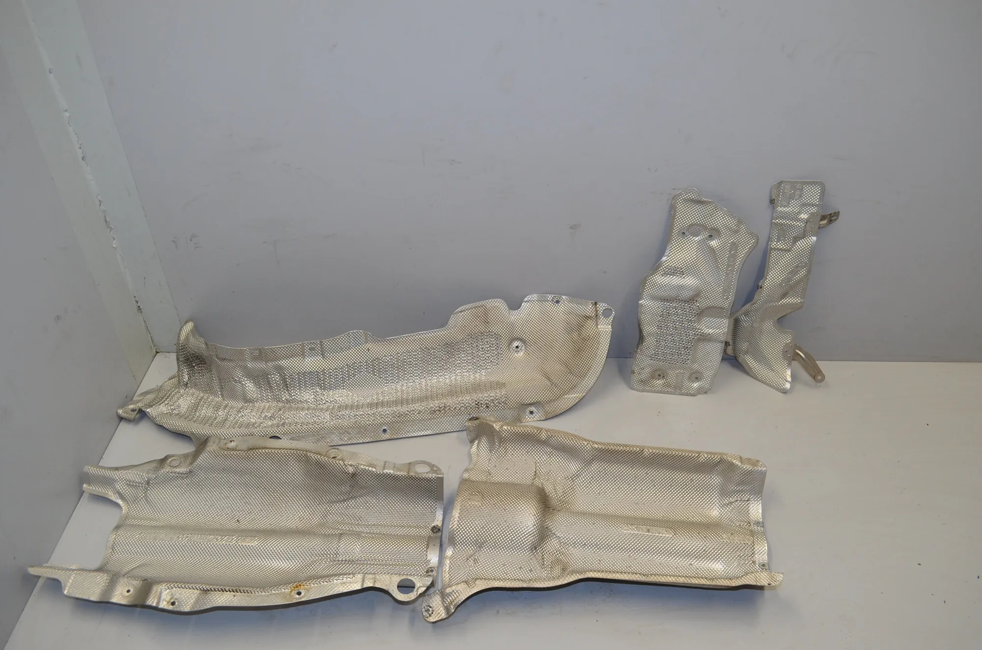 Heat Insulation – OEM 51487227524 · BMW 5 Touring (F11) 530 d 2010