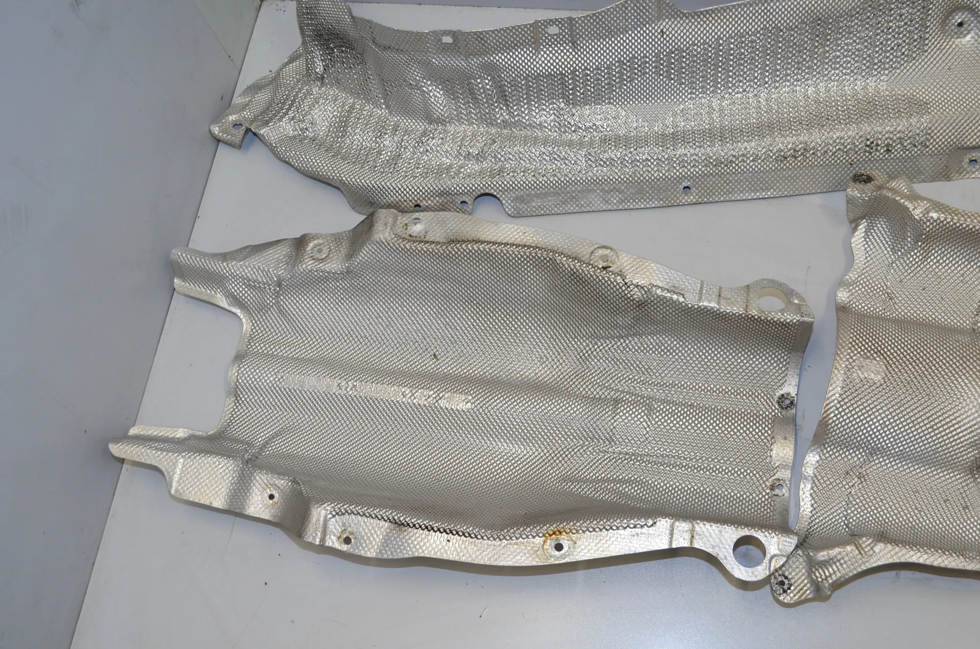 Heat Insulation – OEM 51487227524 · BMW 5 Touring (F11) 530 d 2010 – 3